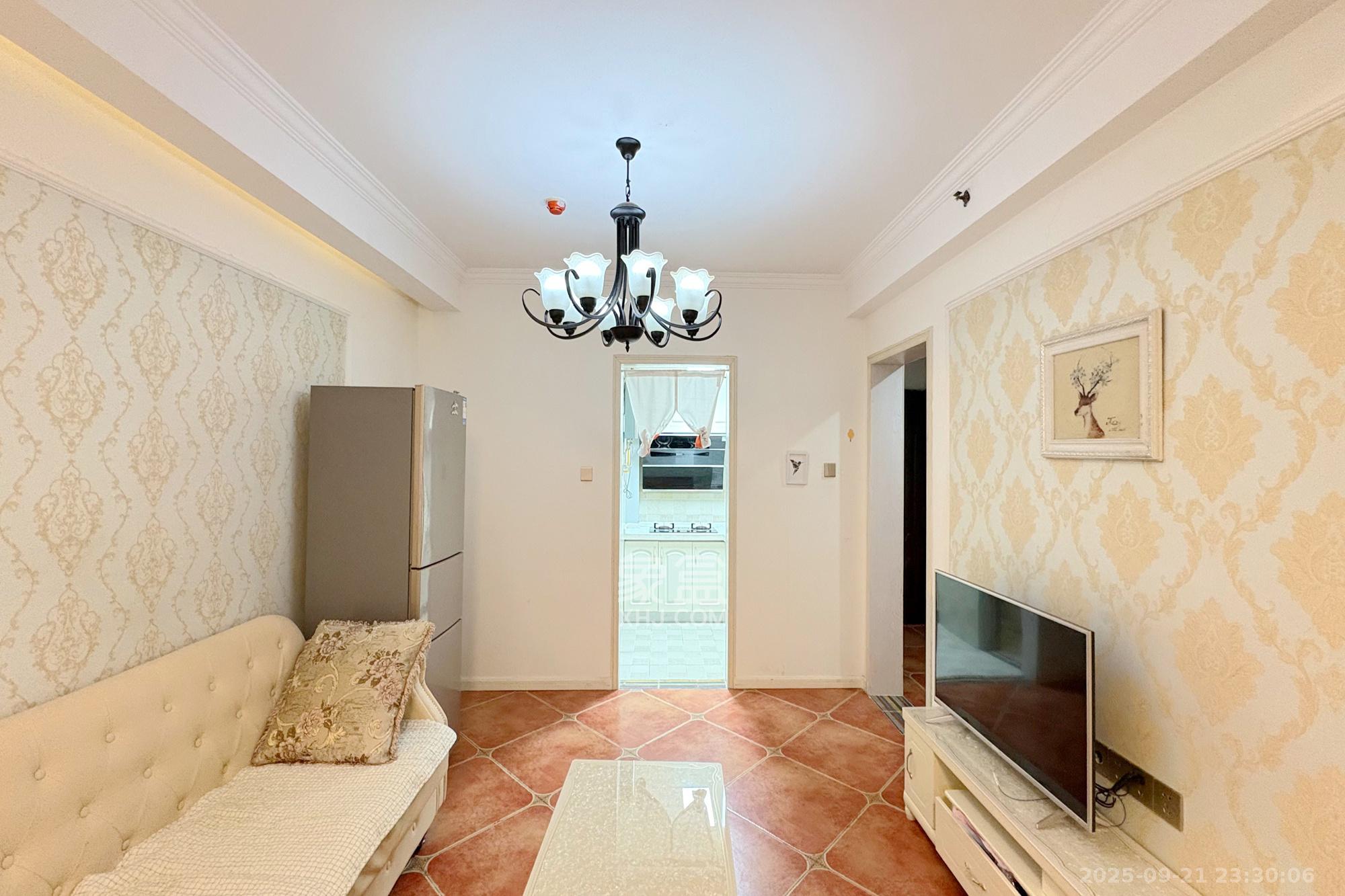 少帅府  1室1厅1卫    56.0万 少帅府  1室1厅1卫    56.0万客厅