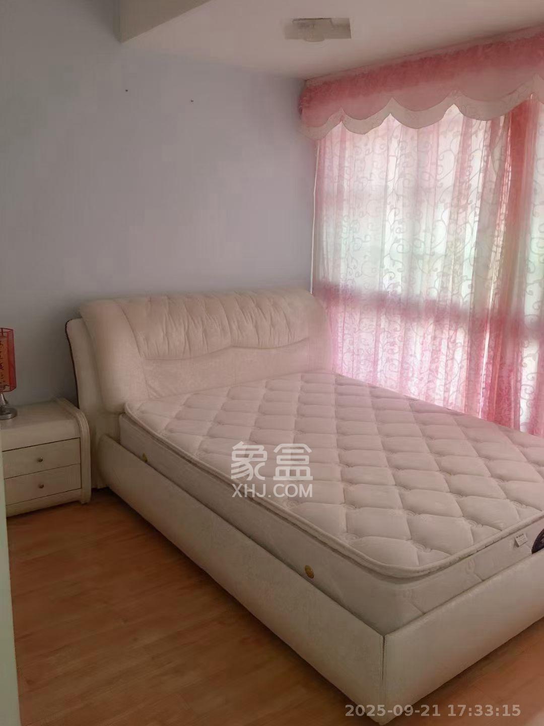 深业睿城 1室1厅1卫 1550.0元/月 深业睿城 1室1厅1卫 1550.0元/月室内图