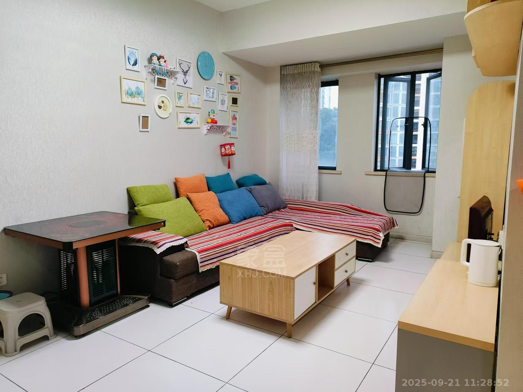 山水国际  1室1厅1卫    1100.0元/月 山水国际  1室1厅1卫    1100.0元/月