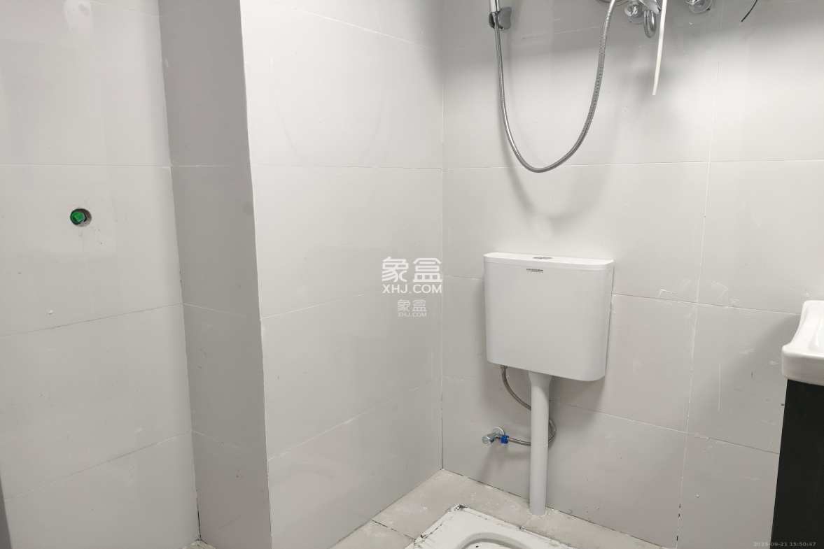 星宇V立方(旭和大厦) 1室1厅2卫 2600.0元/月 星宇V立方(旭和大厦) 1室1厅2卫 2600.0元/月室内图