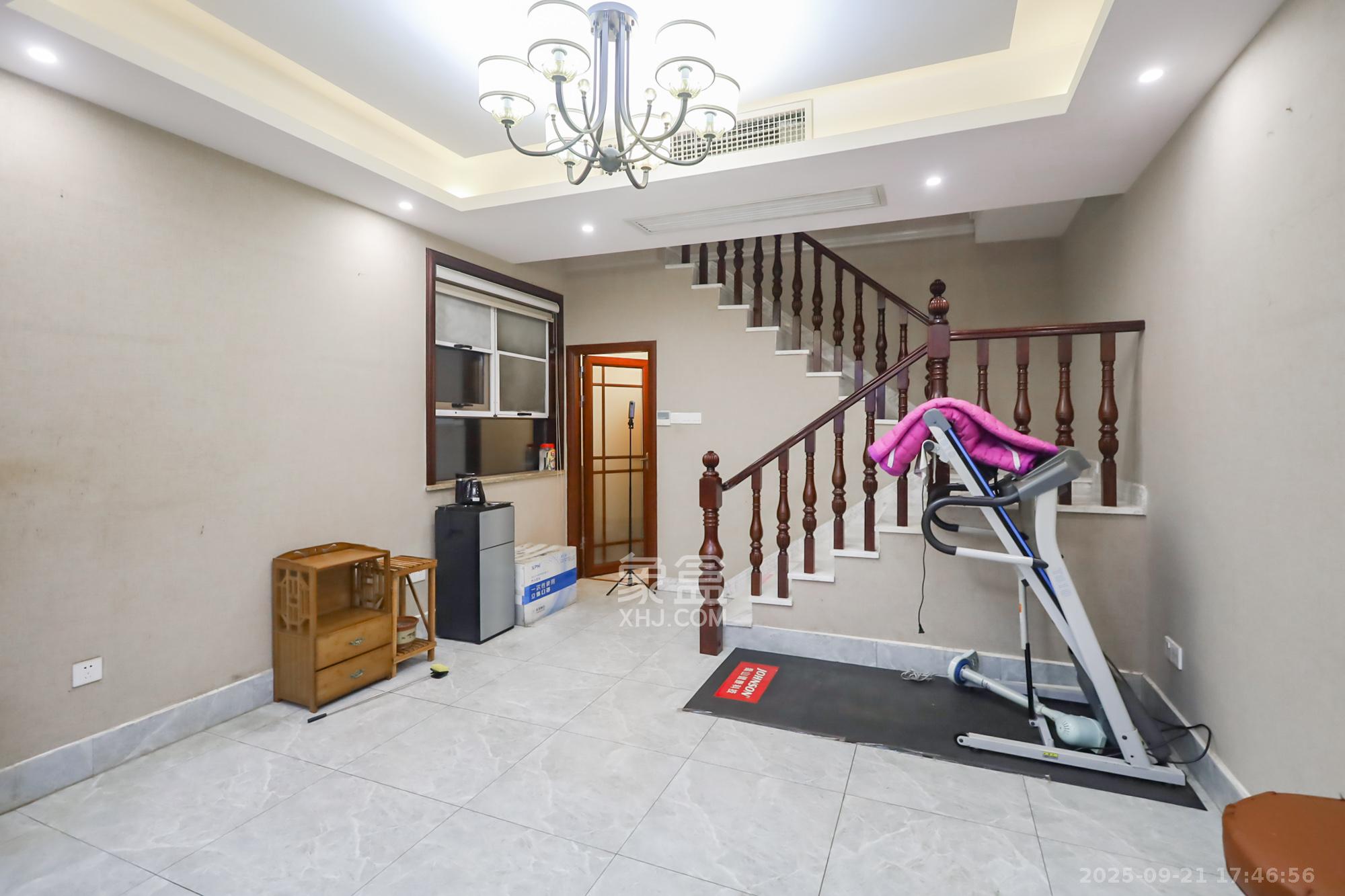 世茂铂翠湾二期  4室2厅2卫    248.0万其他