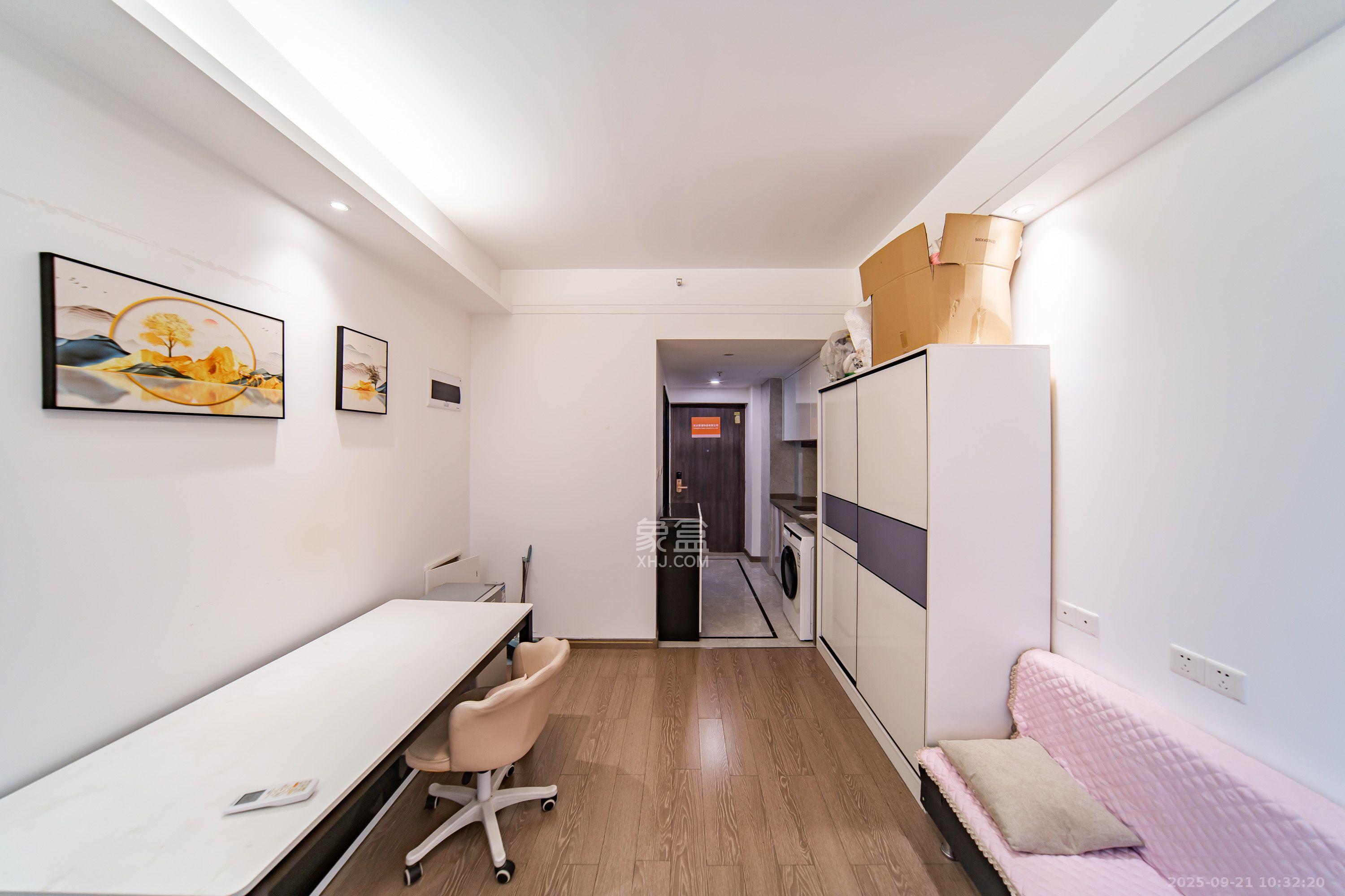 映客龙湖璟翠公馆（映客龙湖璟翠中心）   38.85㎡      1400.0元/月室内图