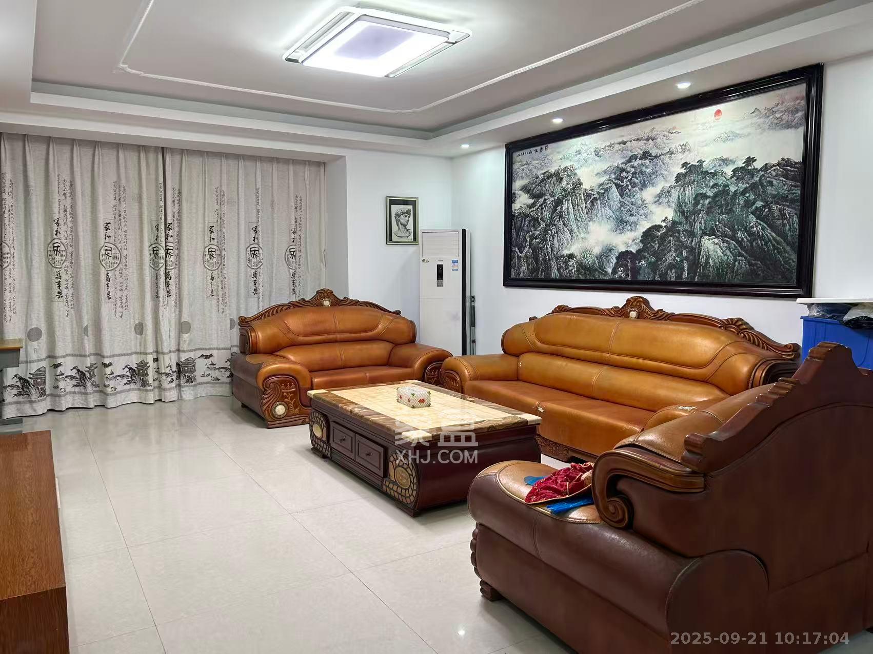 筑梦园 4室2厅2卫 2600.0元/月 筑梦园 4室2厅2卫 2600.0元/月室内图