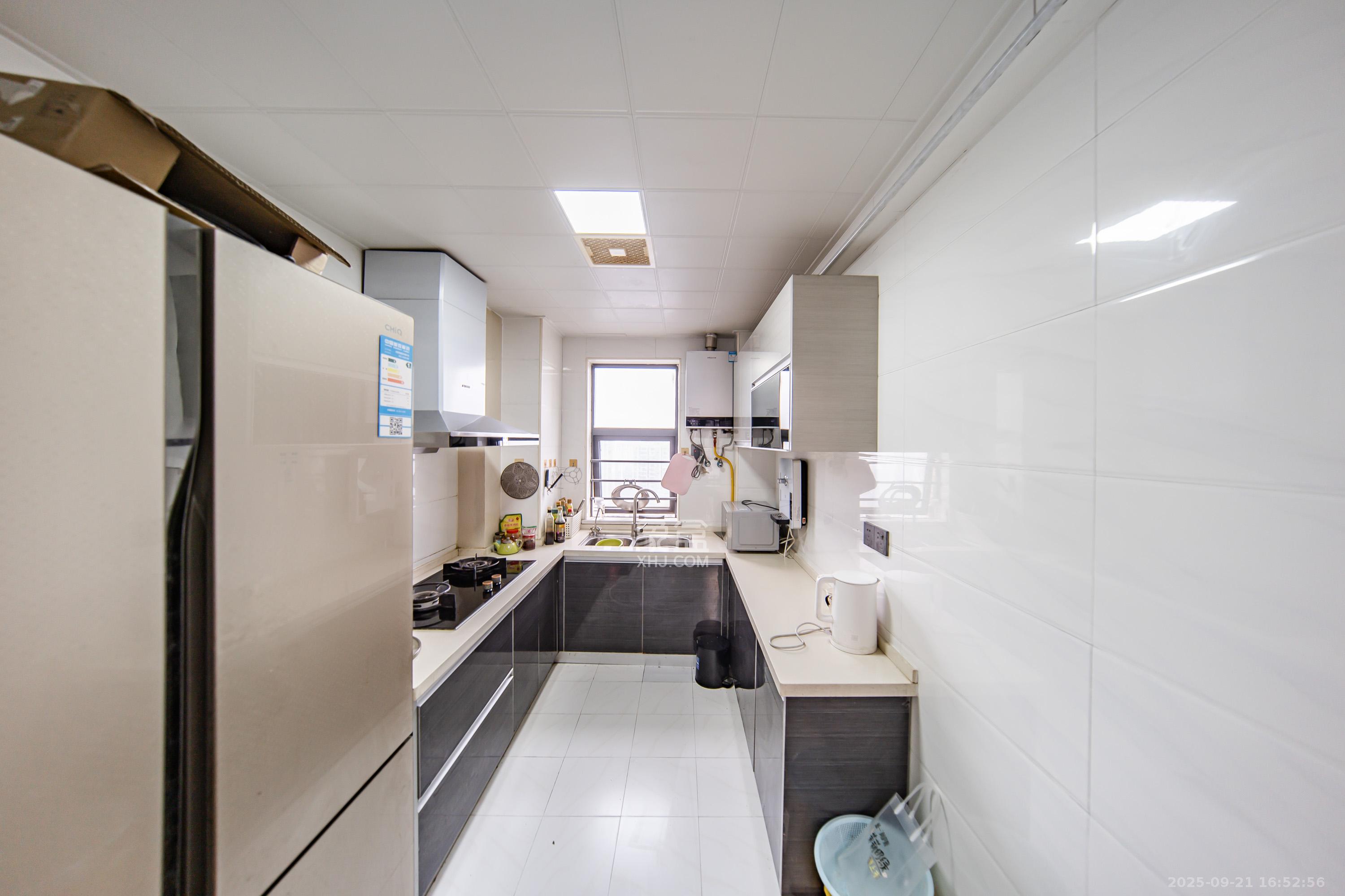 兰亭湾畔  3室2厅2卫    119.0万厨房