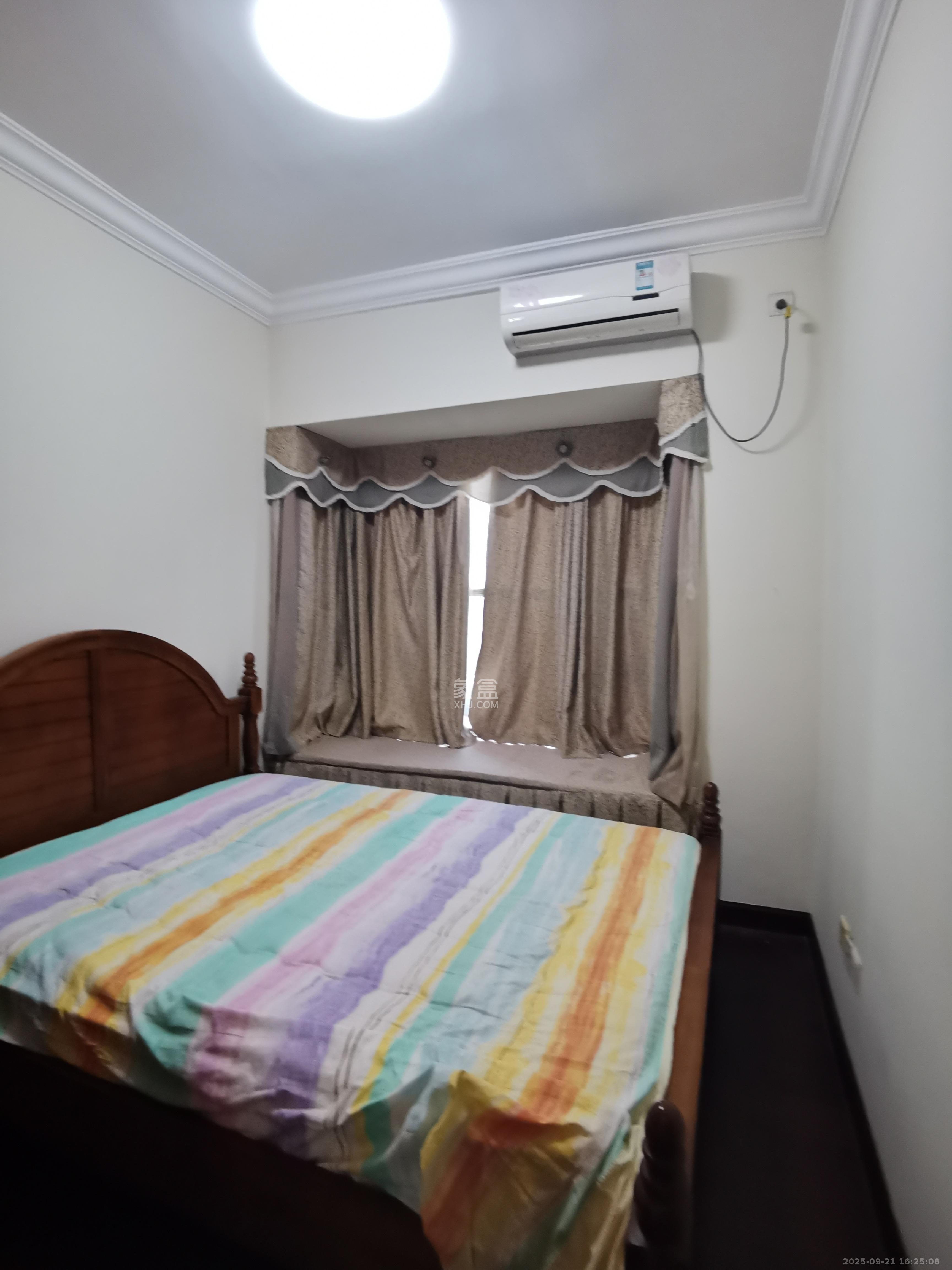 恒大城  3室2厅1卫    2000.0元/月室内图