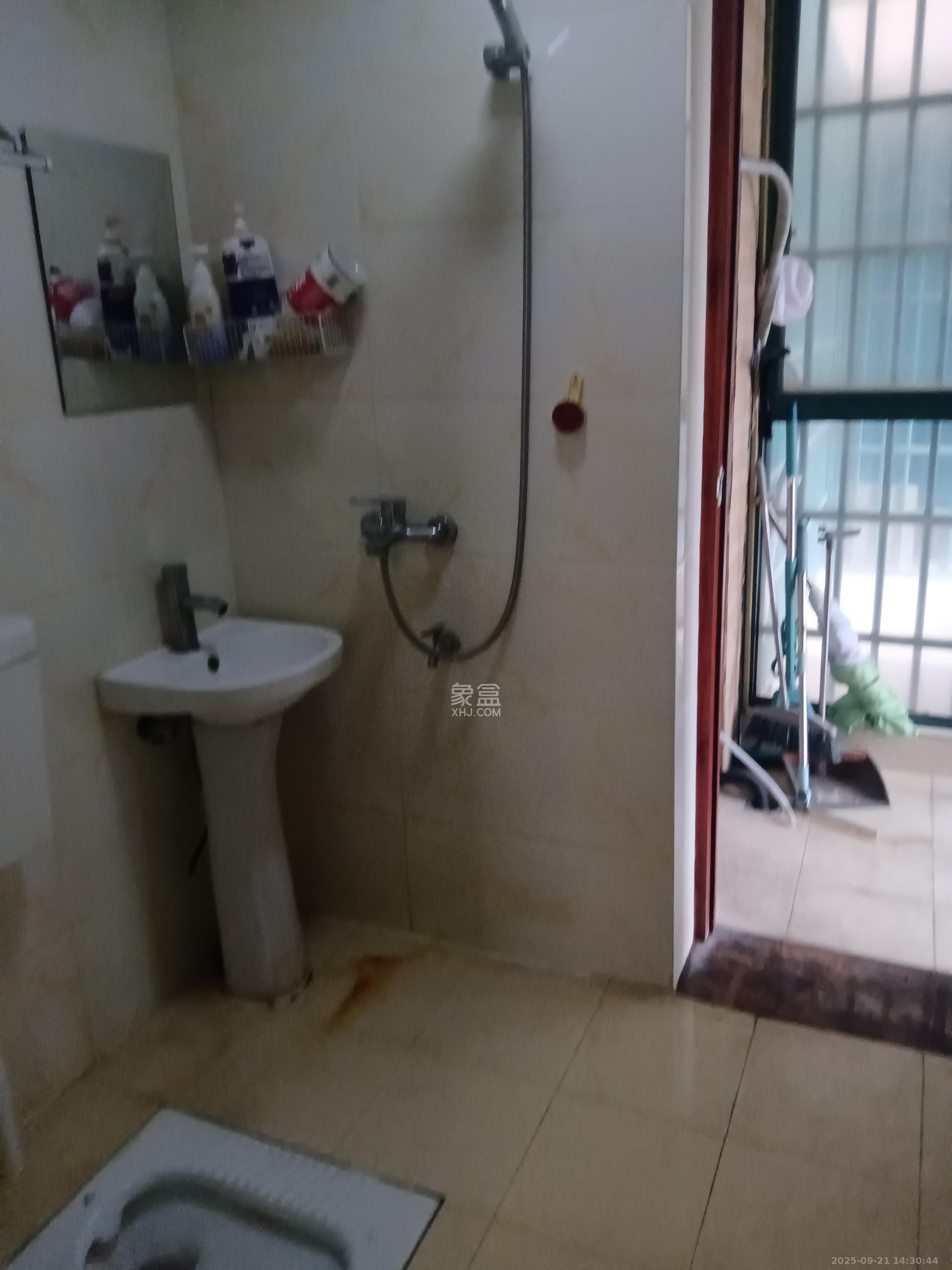 才子嘉都 3室2厅2卫 1900.0元/月 才子嘉都 3室2厅2卫 1900.0元/月室内图