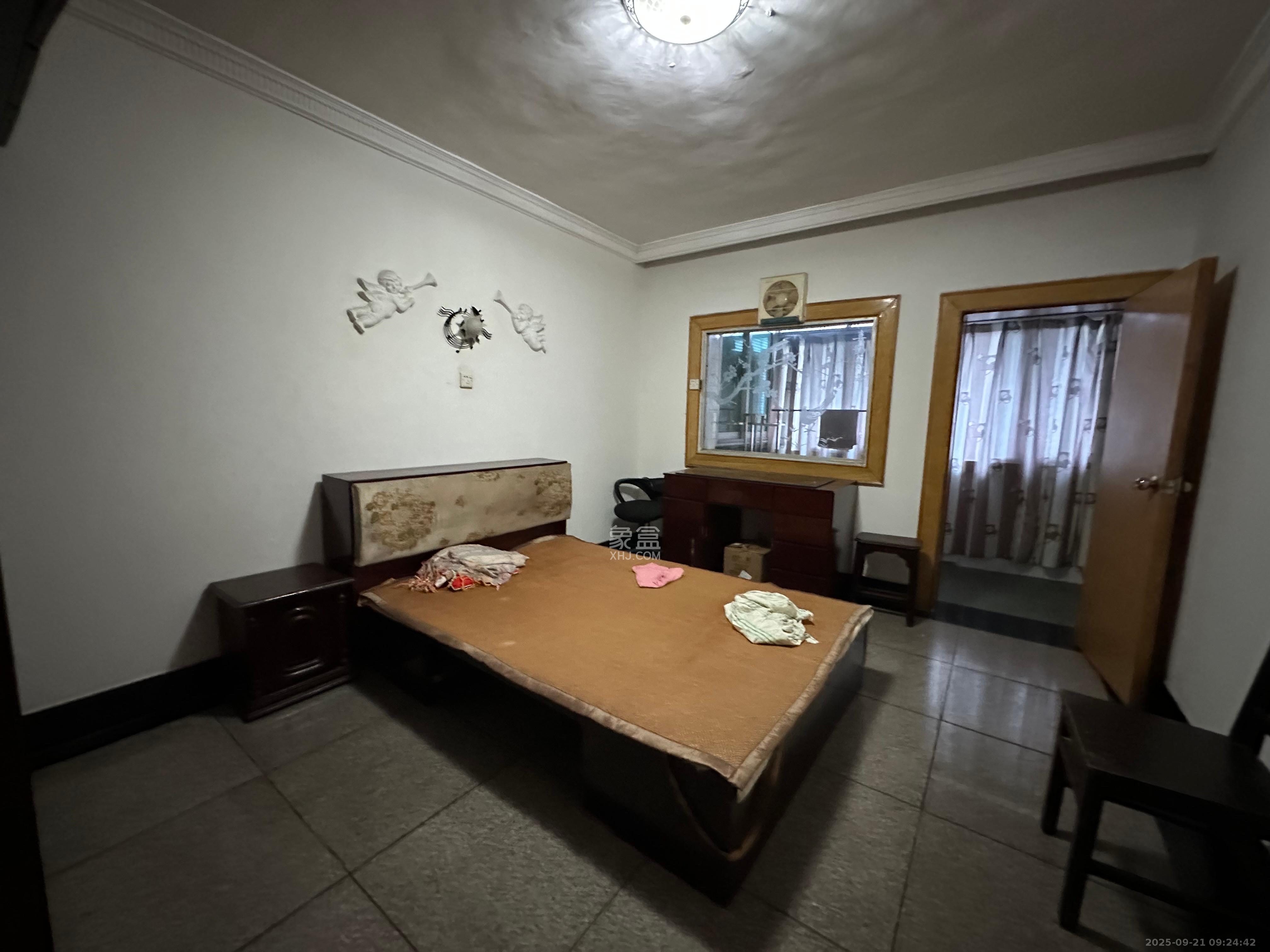 桂花二村  2室1厅1卫    1550.0元/月室内图