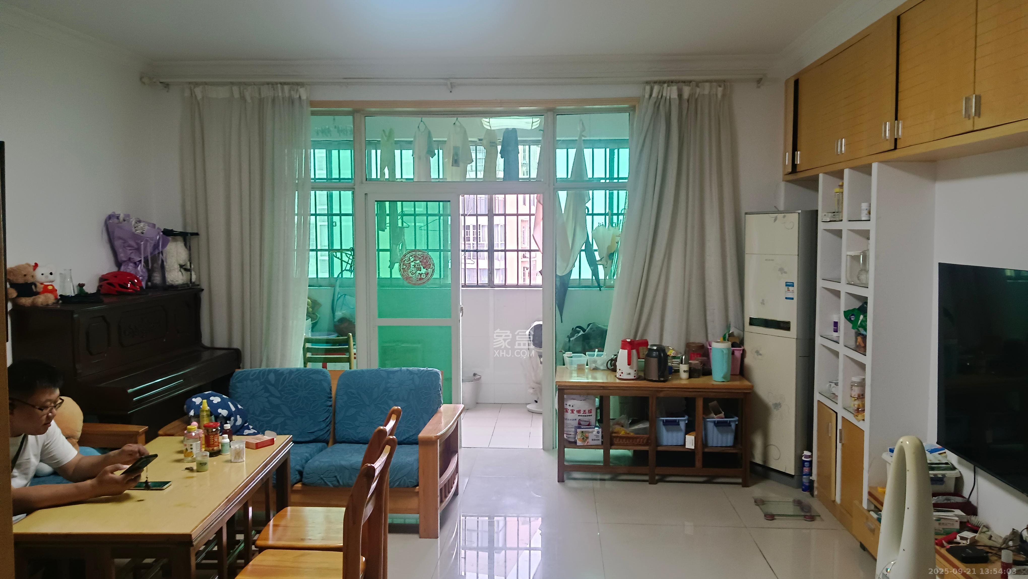 名都花园  3室2厅2卫    2600.0元/月 名都花园  3室2厅2卫    2600.0元/月