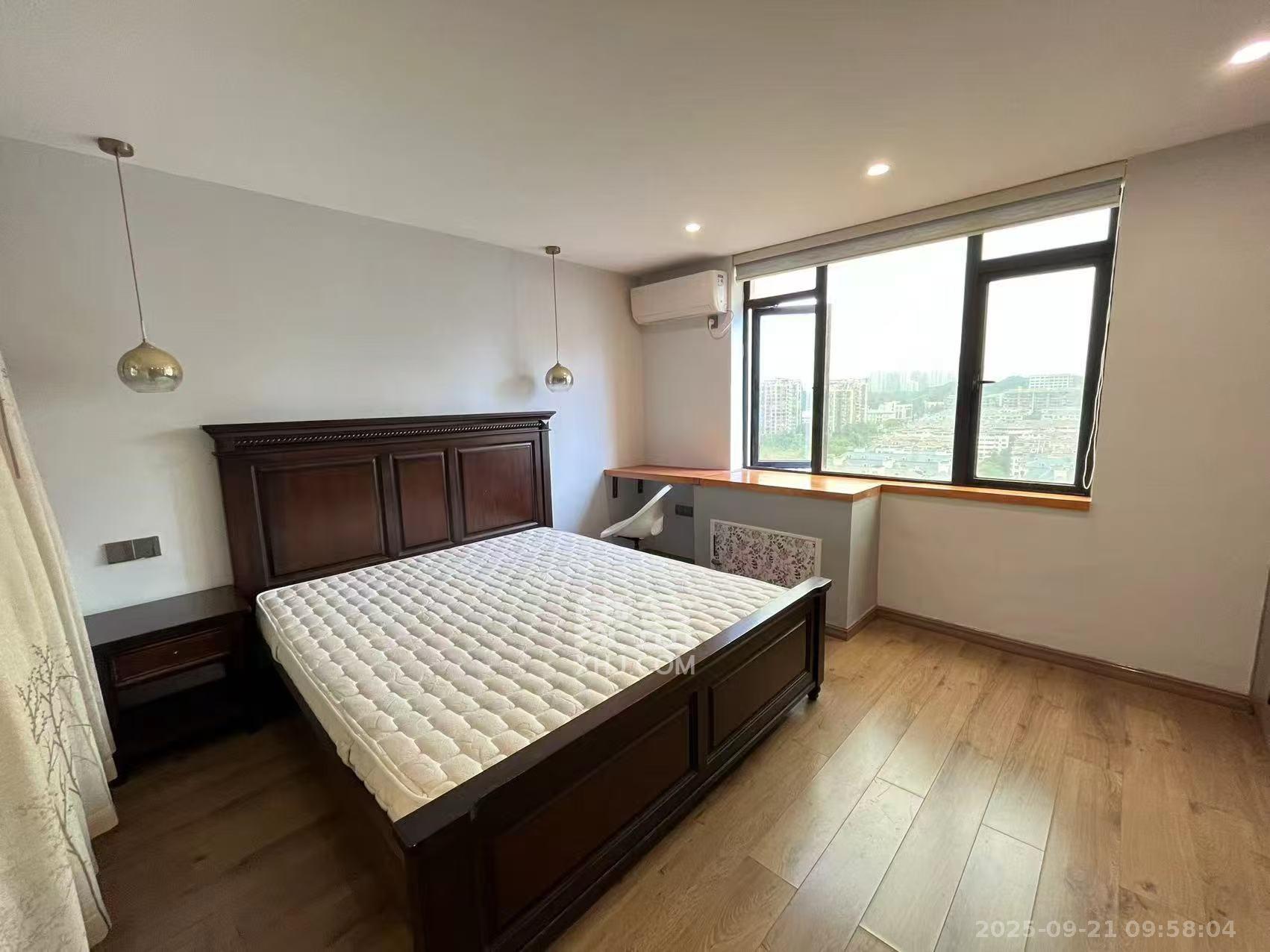 沁园春御院  1室1厅1卫    2200.0元/月室内图