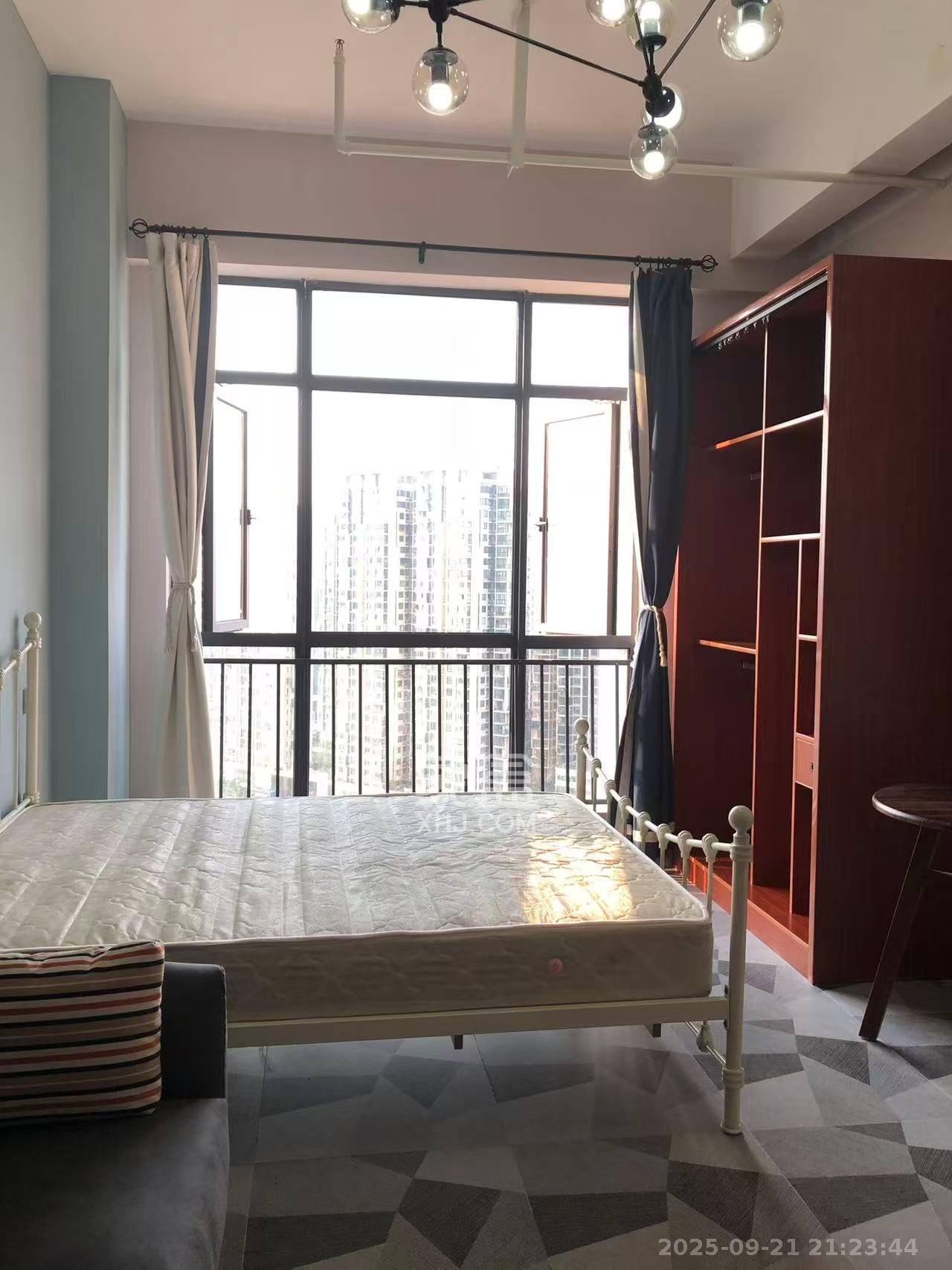 叠彩兰亭  1室1厅1卫    1350.0元/月室内图