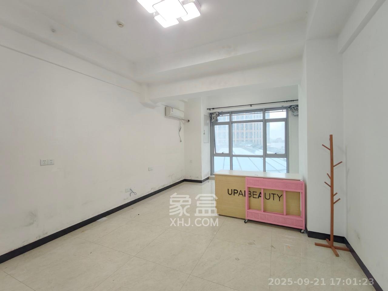 奥克斯缔壹城  1室0厅0卫   1350.00元/月室内图
