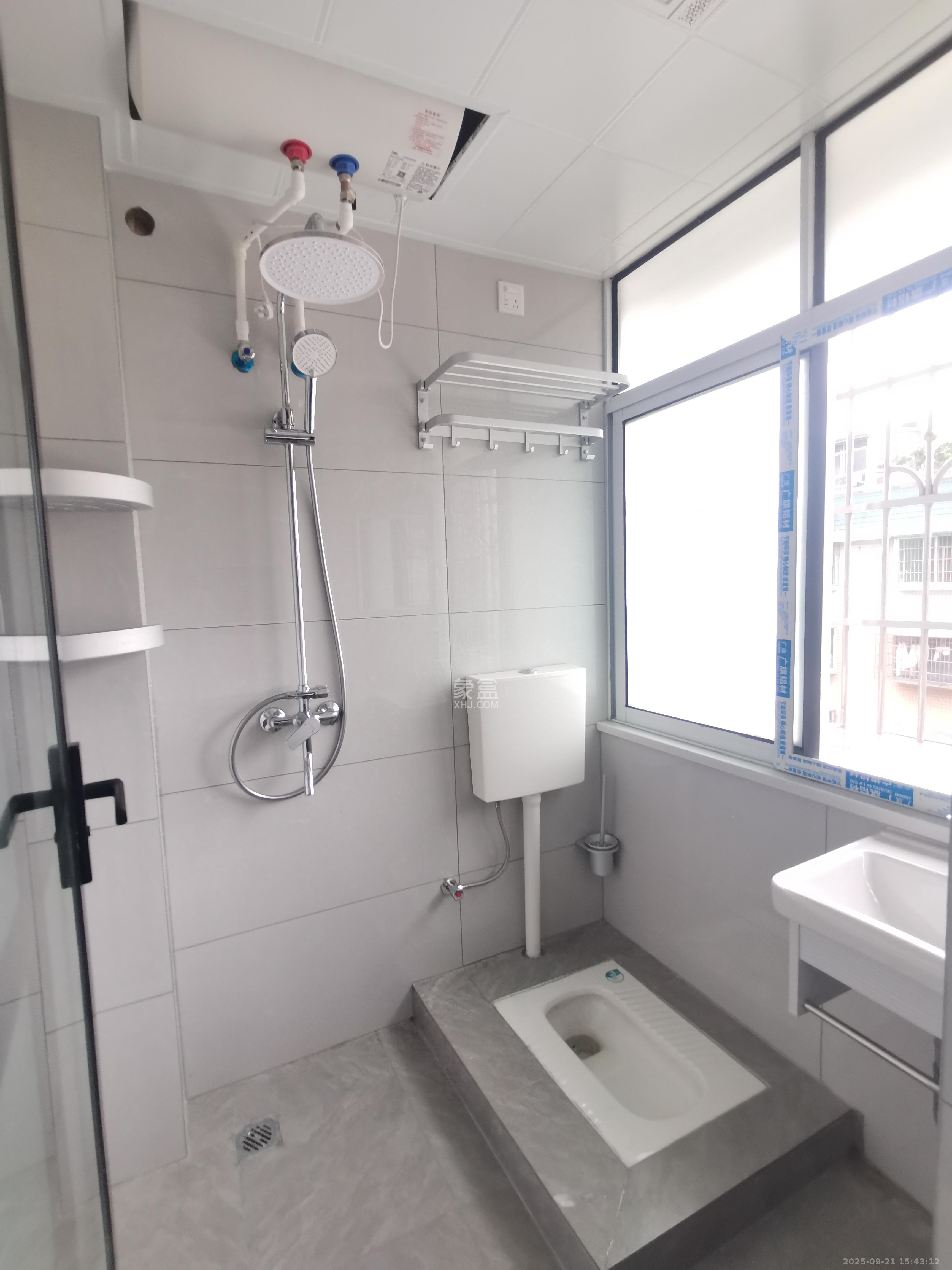 五一新村安置小区(永定社区、永兴社区、永祥社区)  1室0厅0卫    1400.0元/月 五一新村安置小区(永定社区、永兴社区、永祥社区)  1室0厅0卫    1400.0元/月室内图