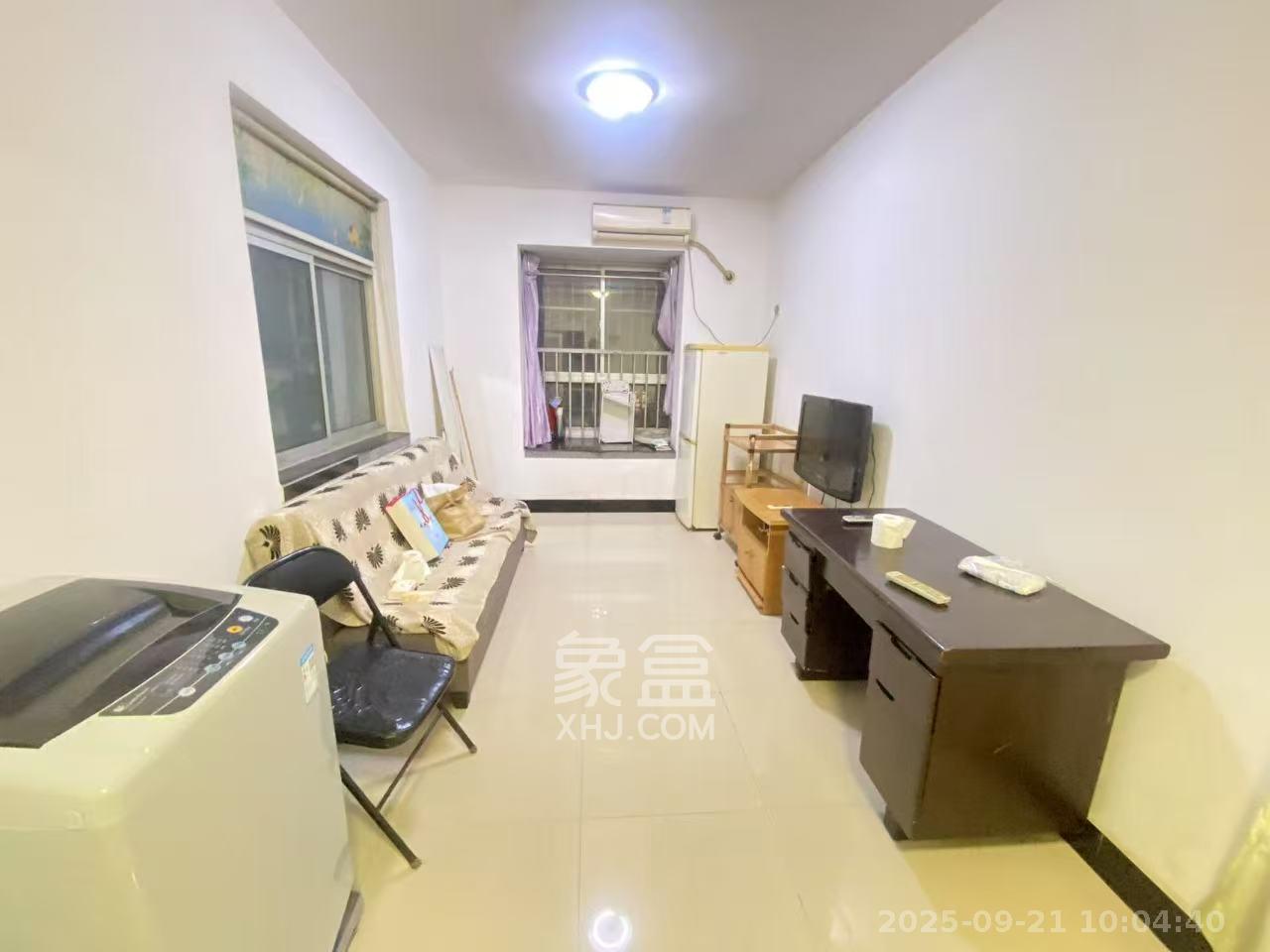 景泰雅苑（景江融城）  1室1厅1卫    1300.0元/月