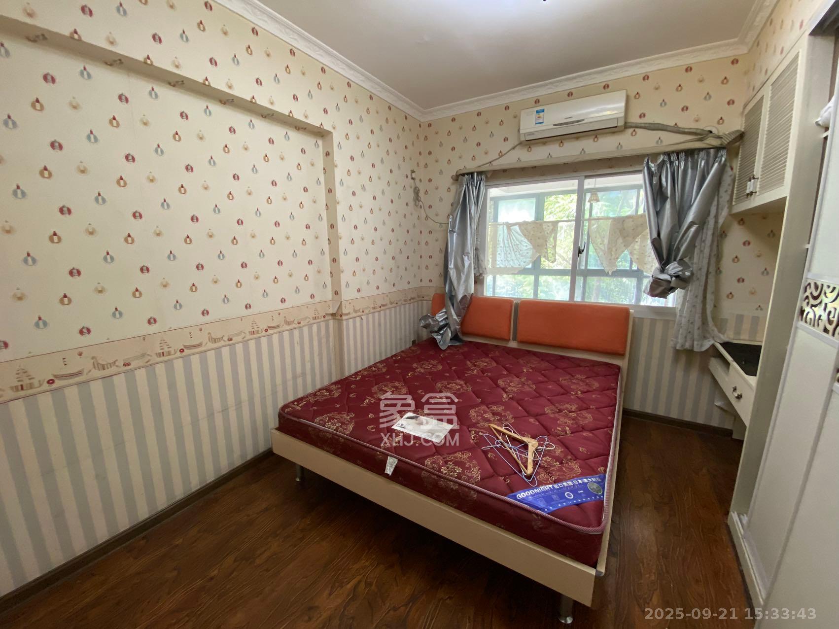 归心苑  4室2厅2卫    2600.0元/月室内图