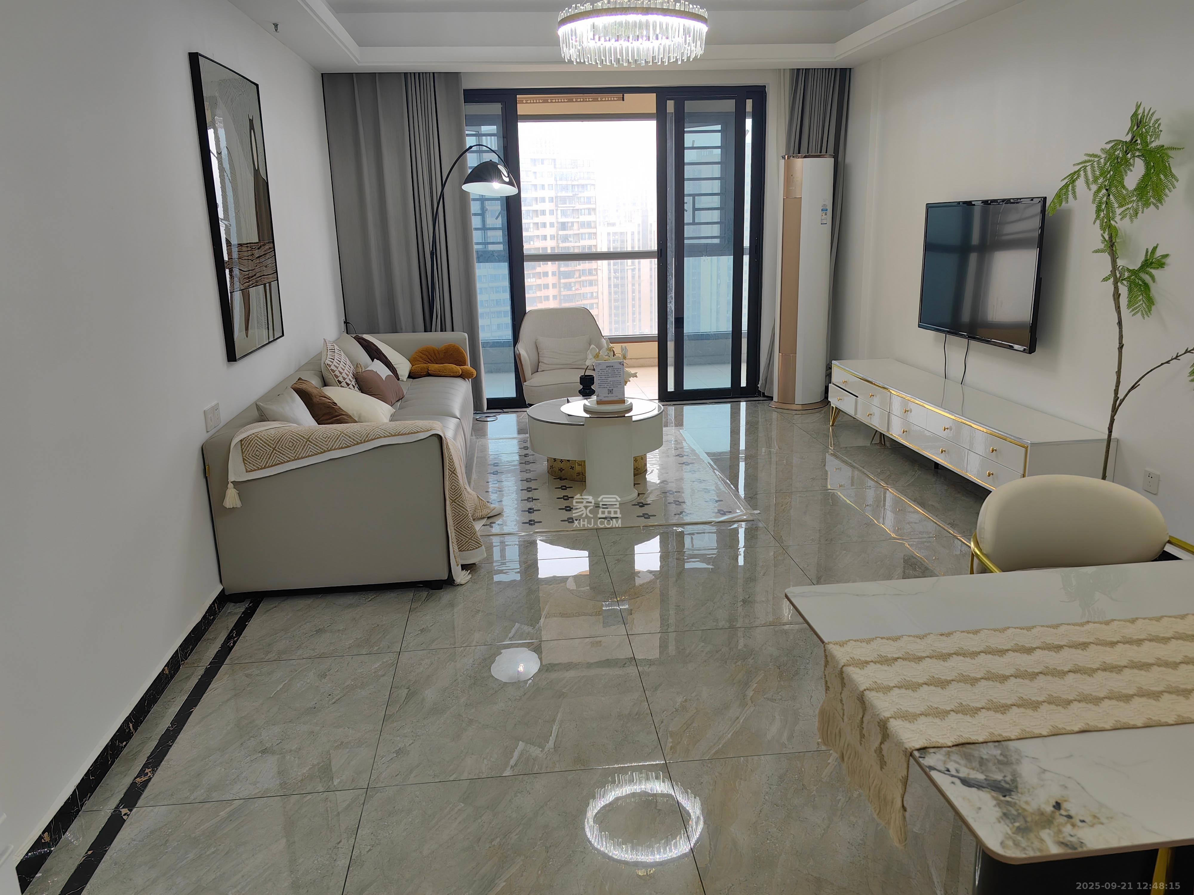 万润滨江天著 4室2厅2卫 3500.0元/月 万润滨江天著 4室2厅2卫 3500.0元/月室内图