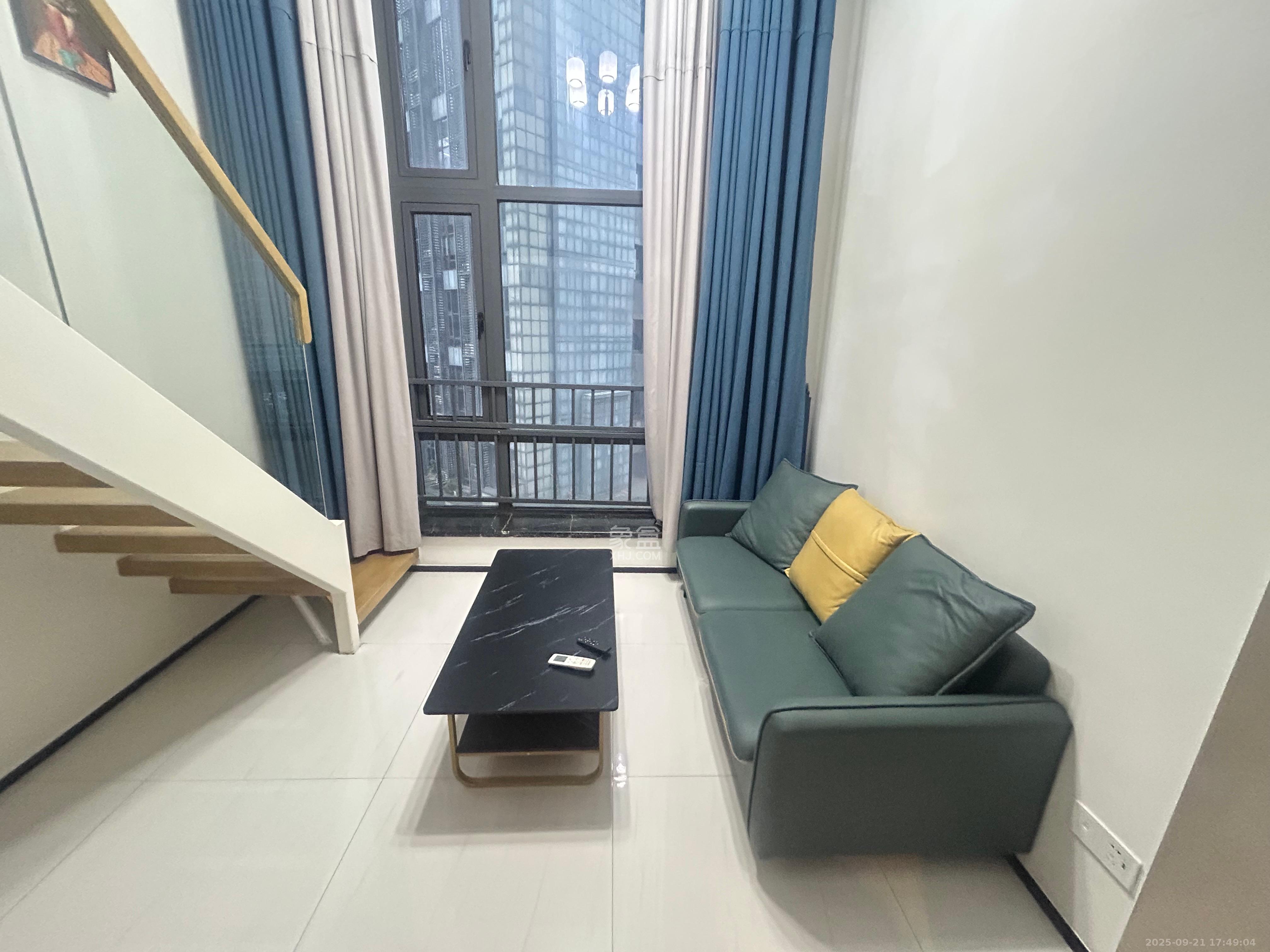 藏珑湖上公馆 1室1厅1卫 2000.0元/月 藏珑湖上公馆 1室1厅1卫 2000.0元/月室内图