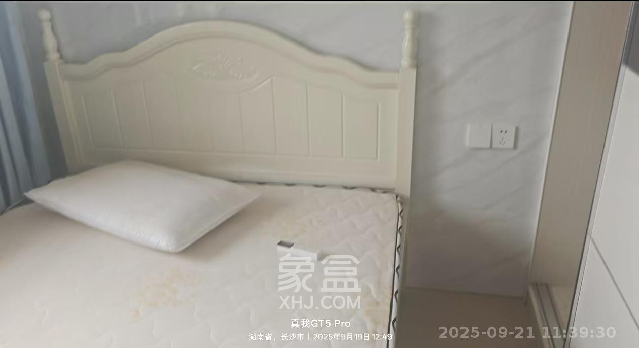 星城新宇川河苑  1室1厅1卫    1200.0元/月室内图