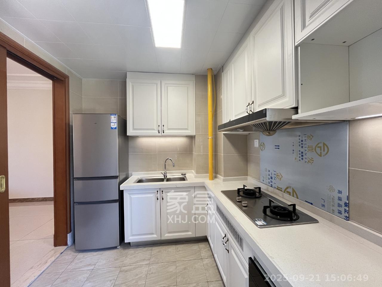 恒大江湾  3室2厅1卫    2400.0元/月 恒大江湾  3室2厅1卫    2400.0元/月室内图