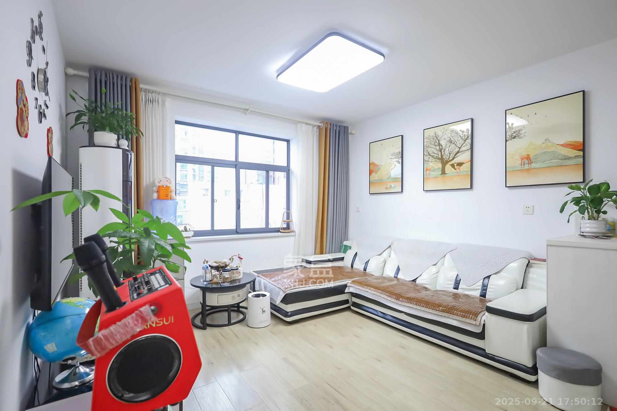 溁湾桥小区 3室2厅1卫 75.0万 溁湾桥小区 3室2厅1卫 75.0万其他