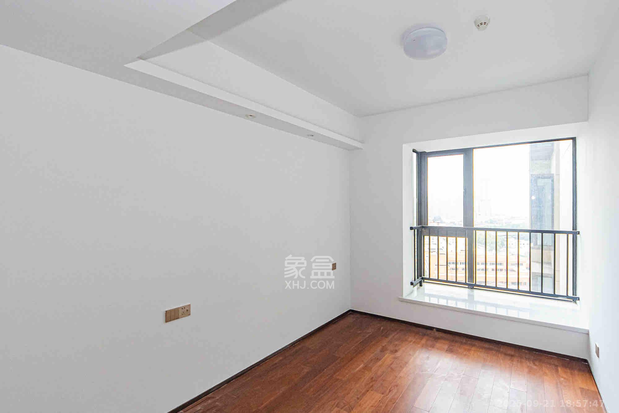 北辰瀚江府 3室2厅2卫 8000.0元/月 北辰瀚江府 3室2厅2卫 8000.0元/月室内图