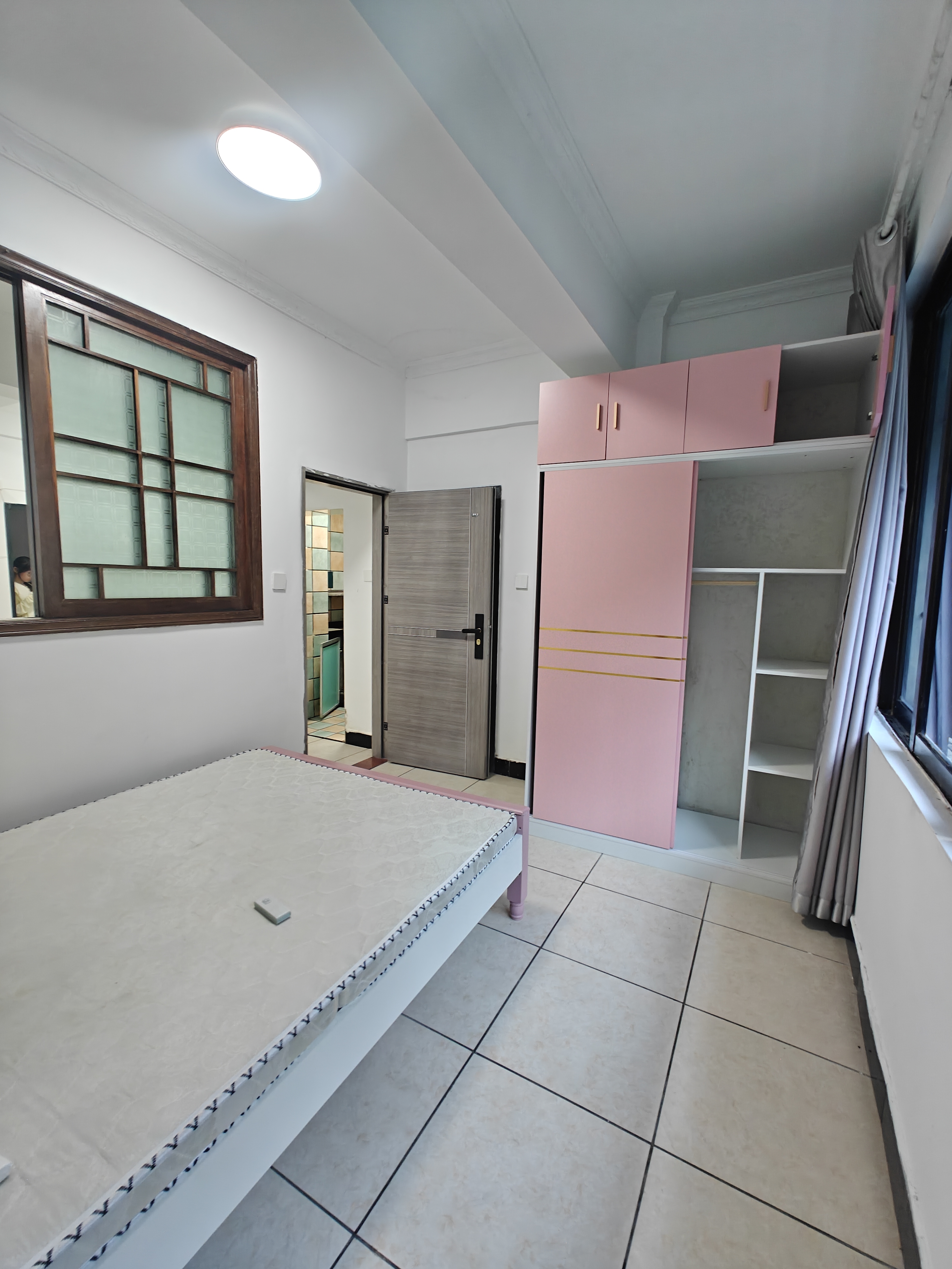 飞龙公寓 1室1厅1卫 1600.0元/月 飞龙公寓 1室1厅1卫 1600.0元/月室内图