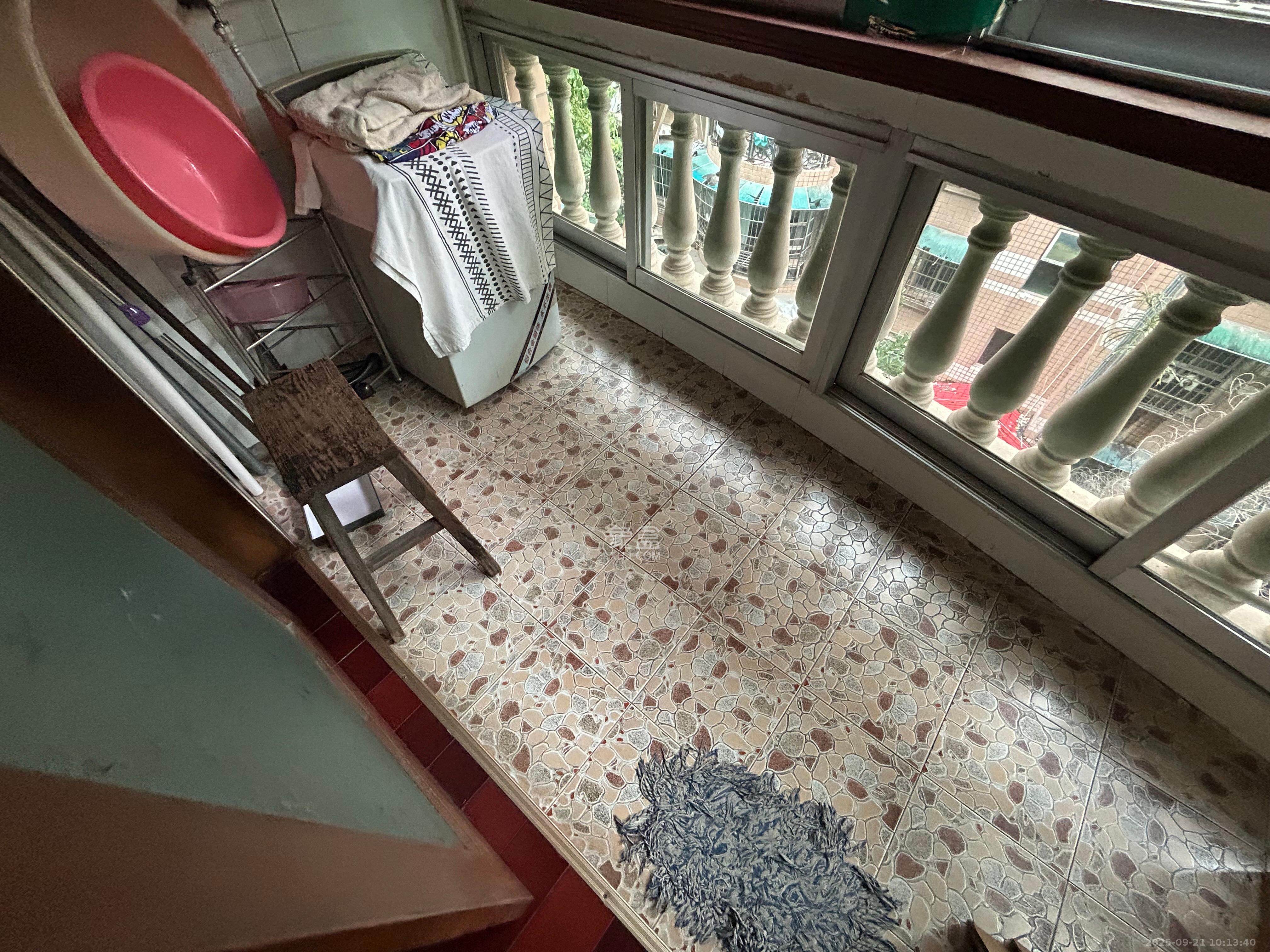 富湘园  3室2厅2卫    3000.0元/月室内图