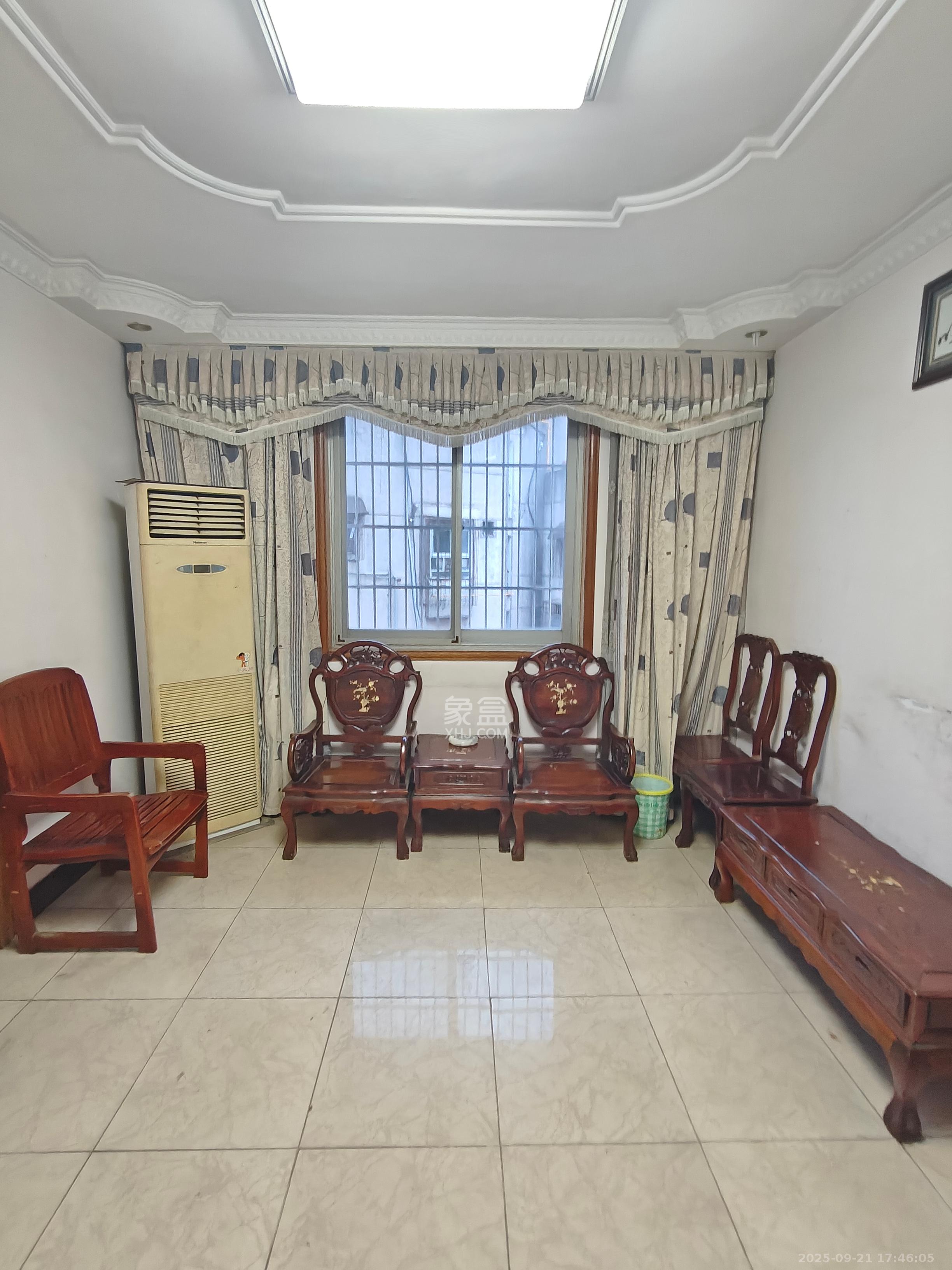 兴通园公寓 2室1厅1卫 1200.0元/月 兴通园公寓 2室1厅1卫 1200.0元/月室内图