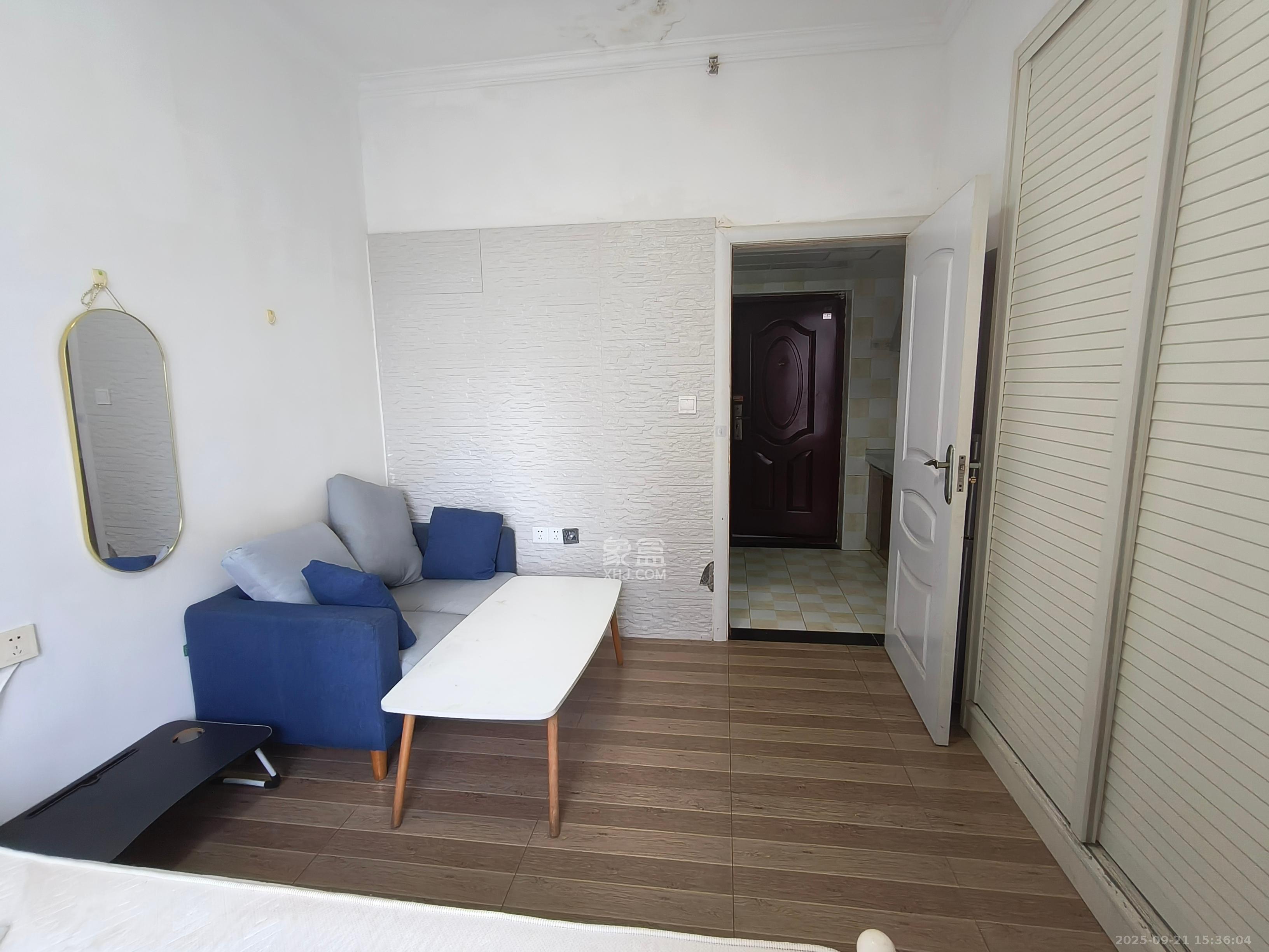 中欣楚天雅郡 1室1厅1卫 1000.0元/月 中欣楚天雅郡 1室1厅1卫 1000.0元/月室内图