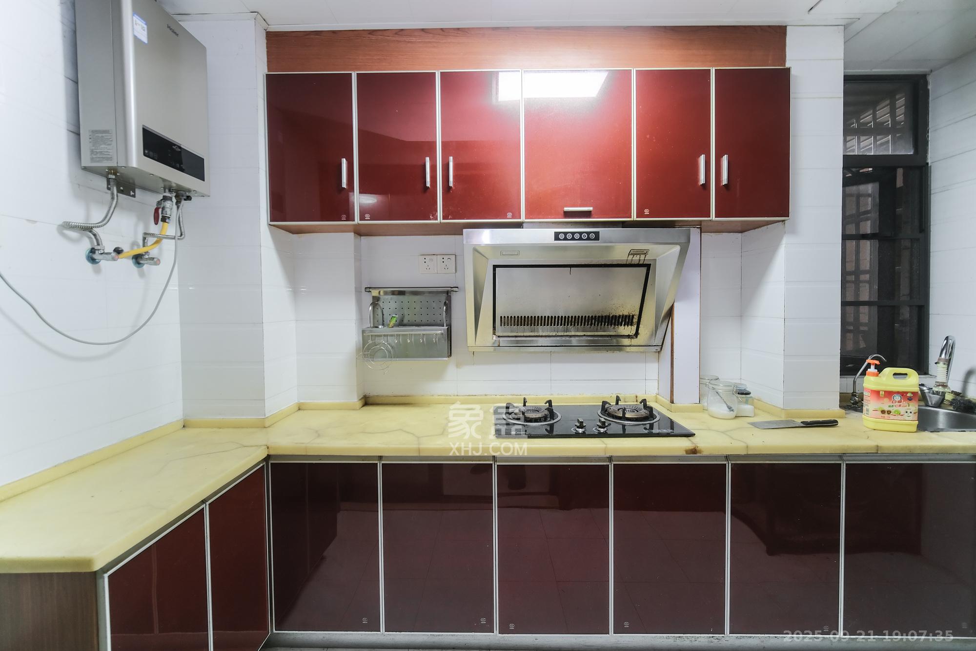 好望谷 3室2厅1卫 42.0万 好望谷 3室2厅1卫 42.0万厨房