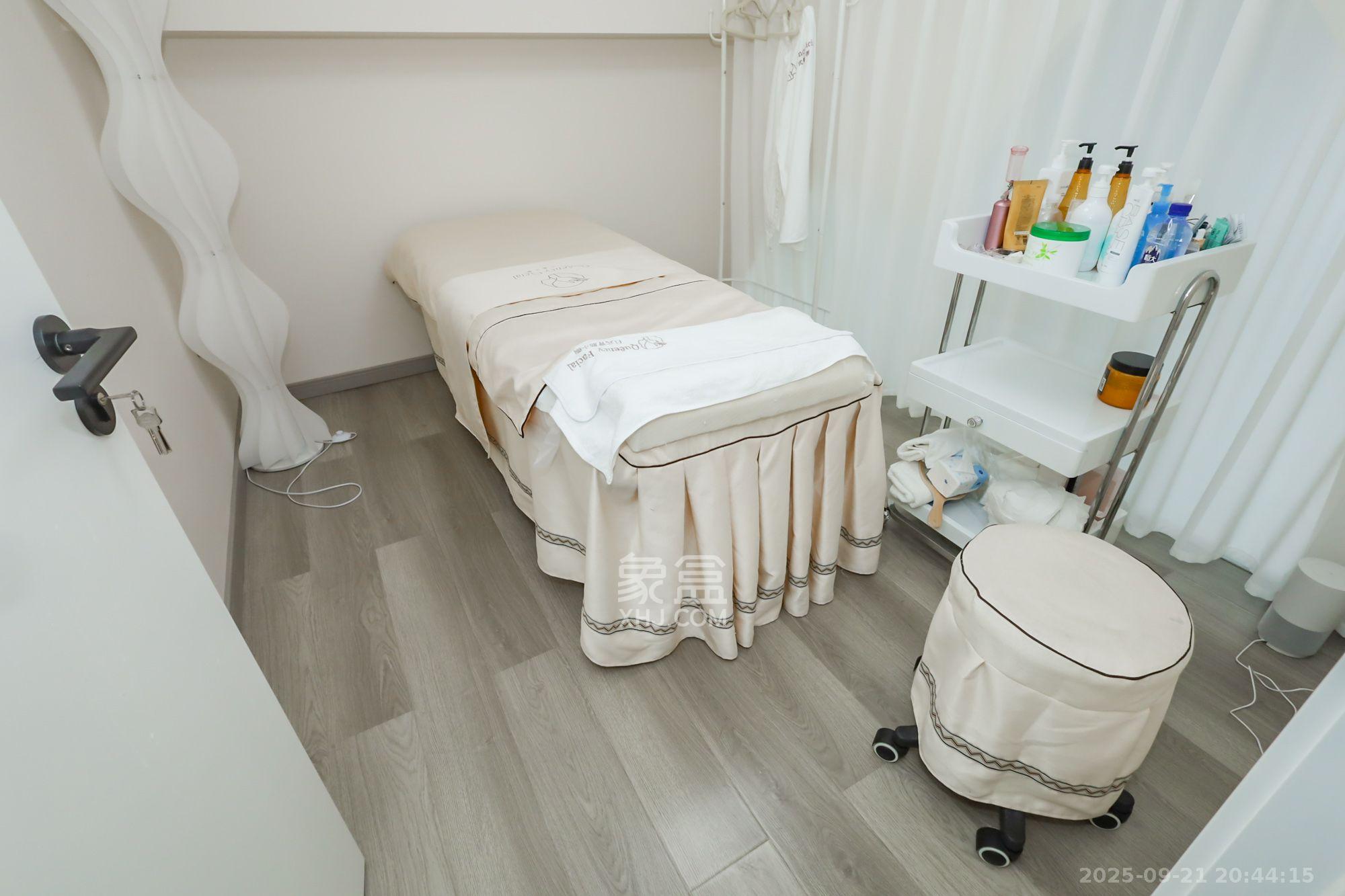 启迪协信中心 2室1厅1卫 2700.0元/月 启迪协信中心 2室1厅1卫 2700.0元/月室内图