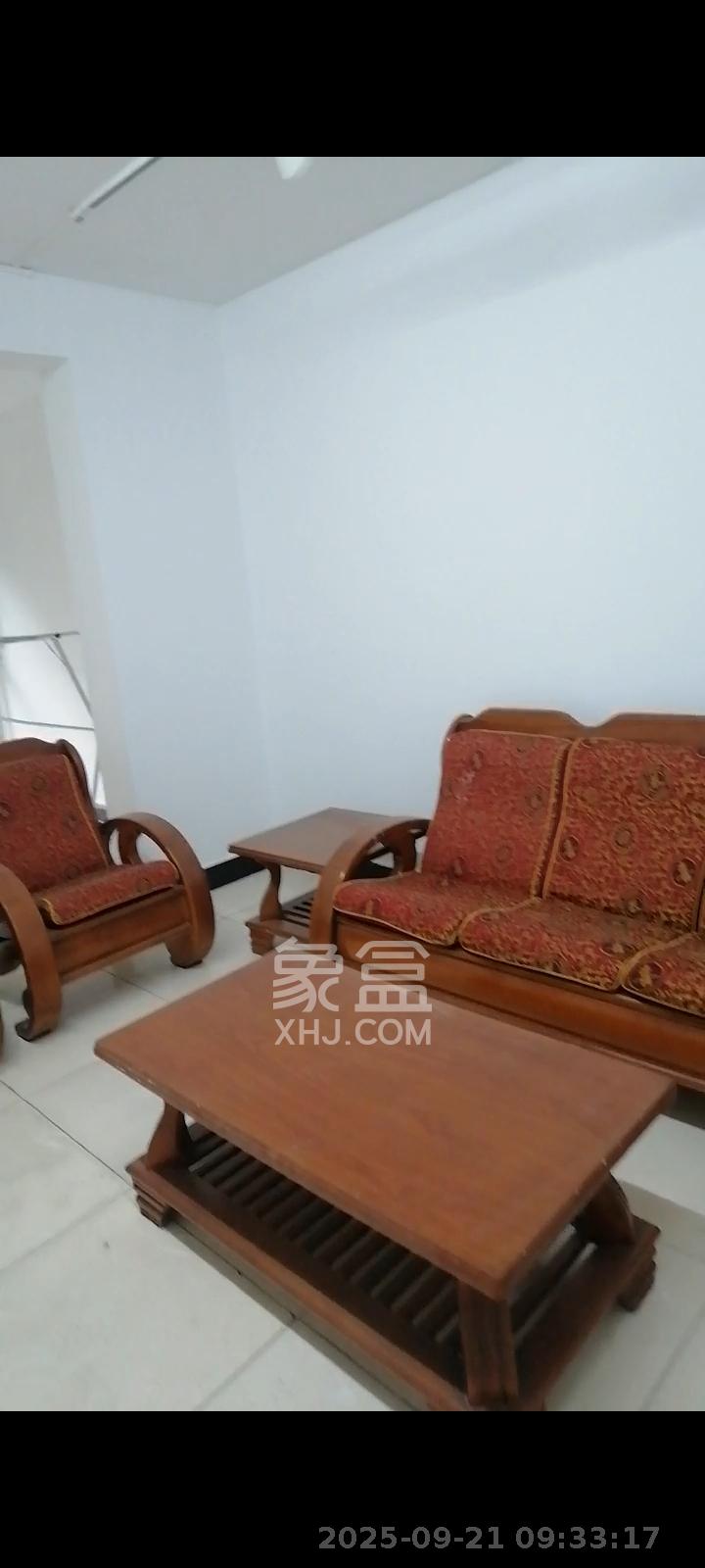 新悦家园 3室2厅2卫 2600.0元/月 新悦家园 3室2厅2卫 2600.0元/月室内图