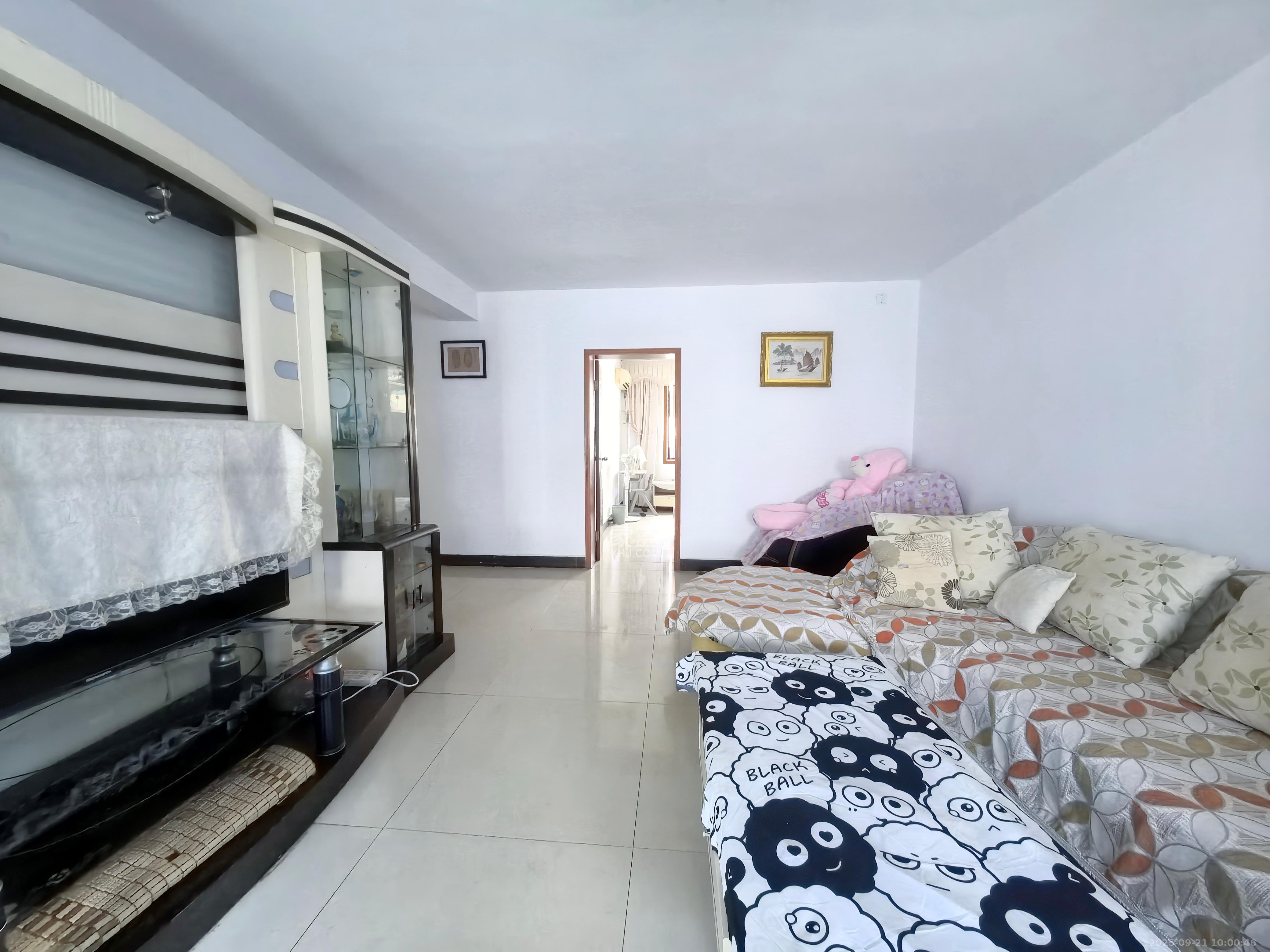 咸嘉花园  3室2厅2卫    1500.0元/月室内图