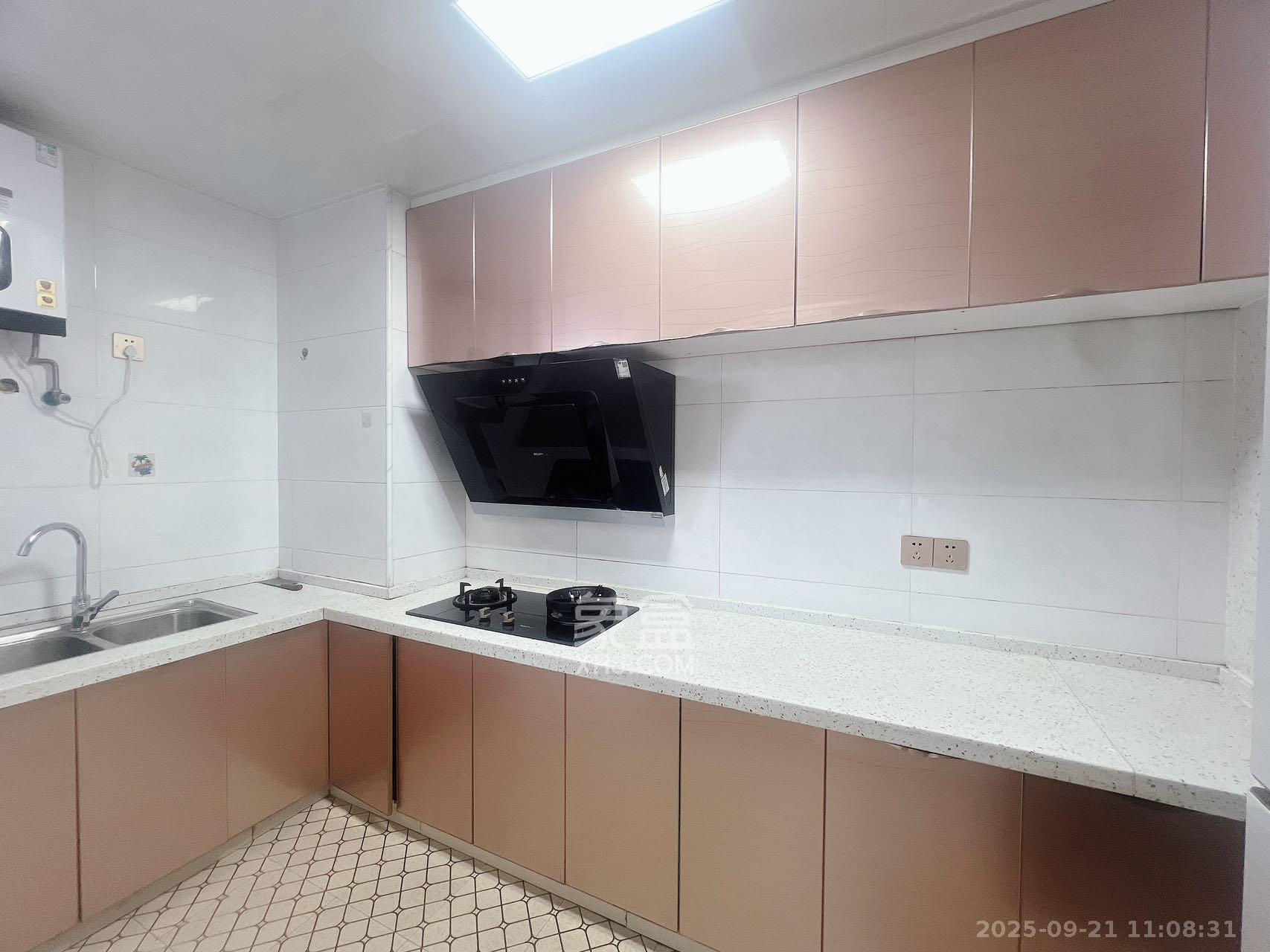 桥头家苑一期  4室0厅0卫    1800.0元/月室内图