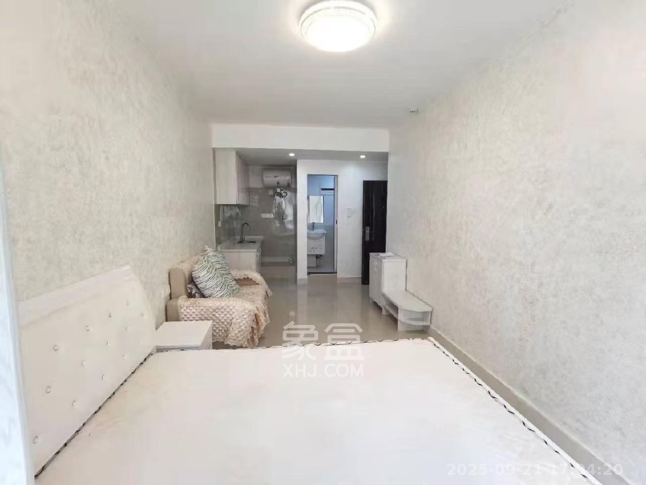 地质家园一、二期(地泰人民公馆) 1室1厅1卫 1600.0元/月 地质家园一、二期(地泰人民公馆) 1室1厅1卫 1600.0元/月室内图