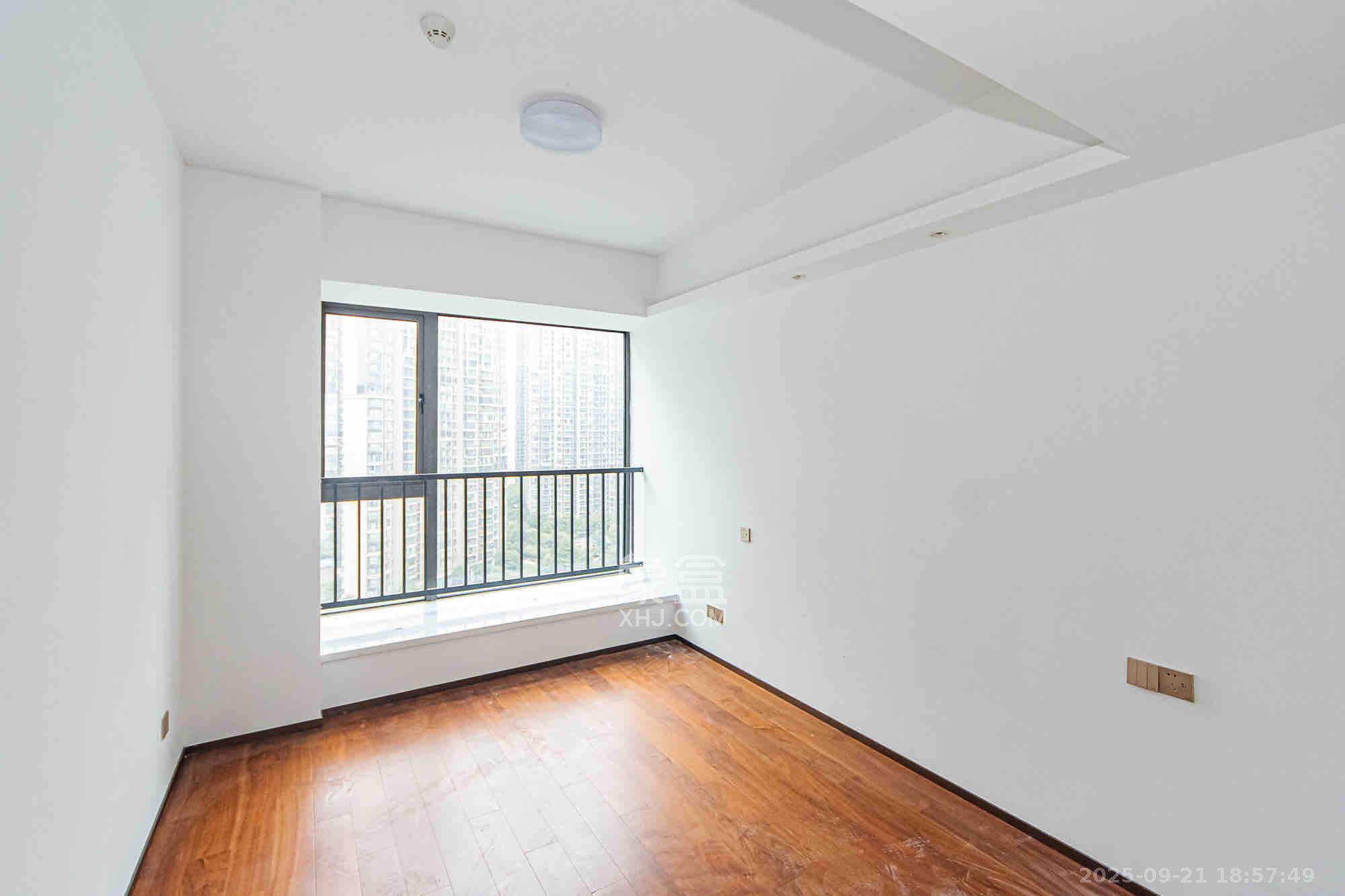 北辰瀚江府 3室2厅2卫 8000.0元/月 北辰瀚江府 3室2厅2卫 8000.0元/月室内图