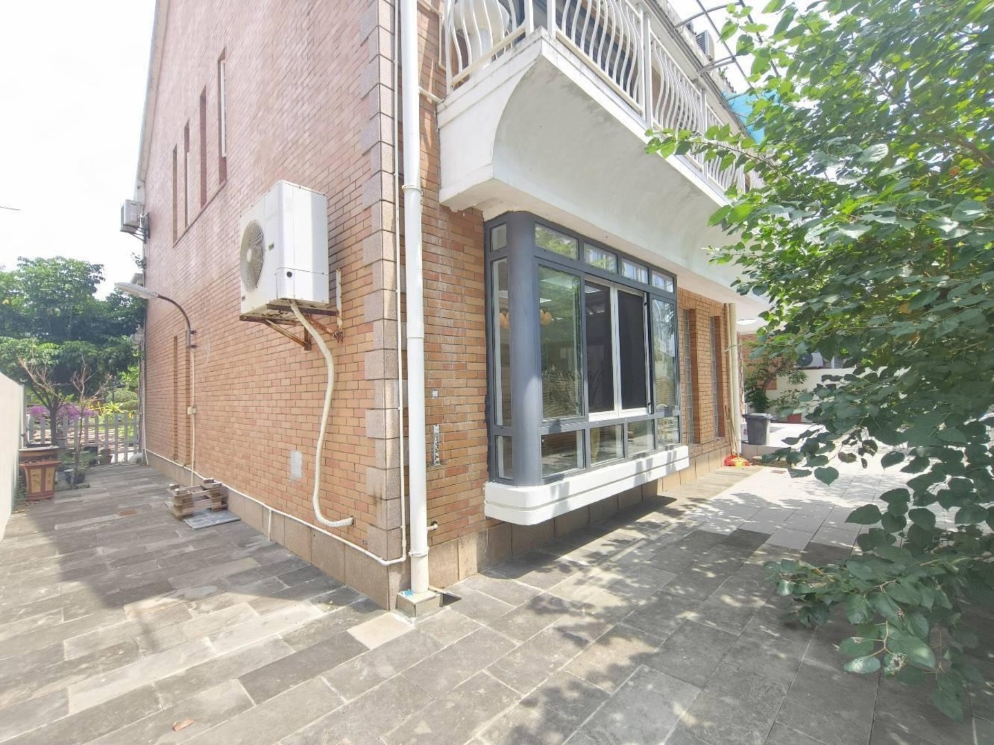 银梦别墅 6室2厅2卫 18000.0元/月 银梦别墅 6室2厅2卫 18000.0元/月室内图