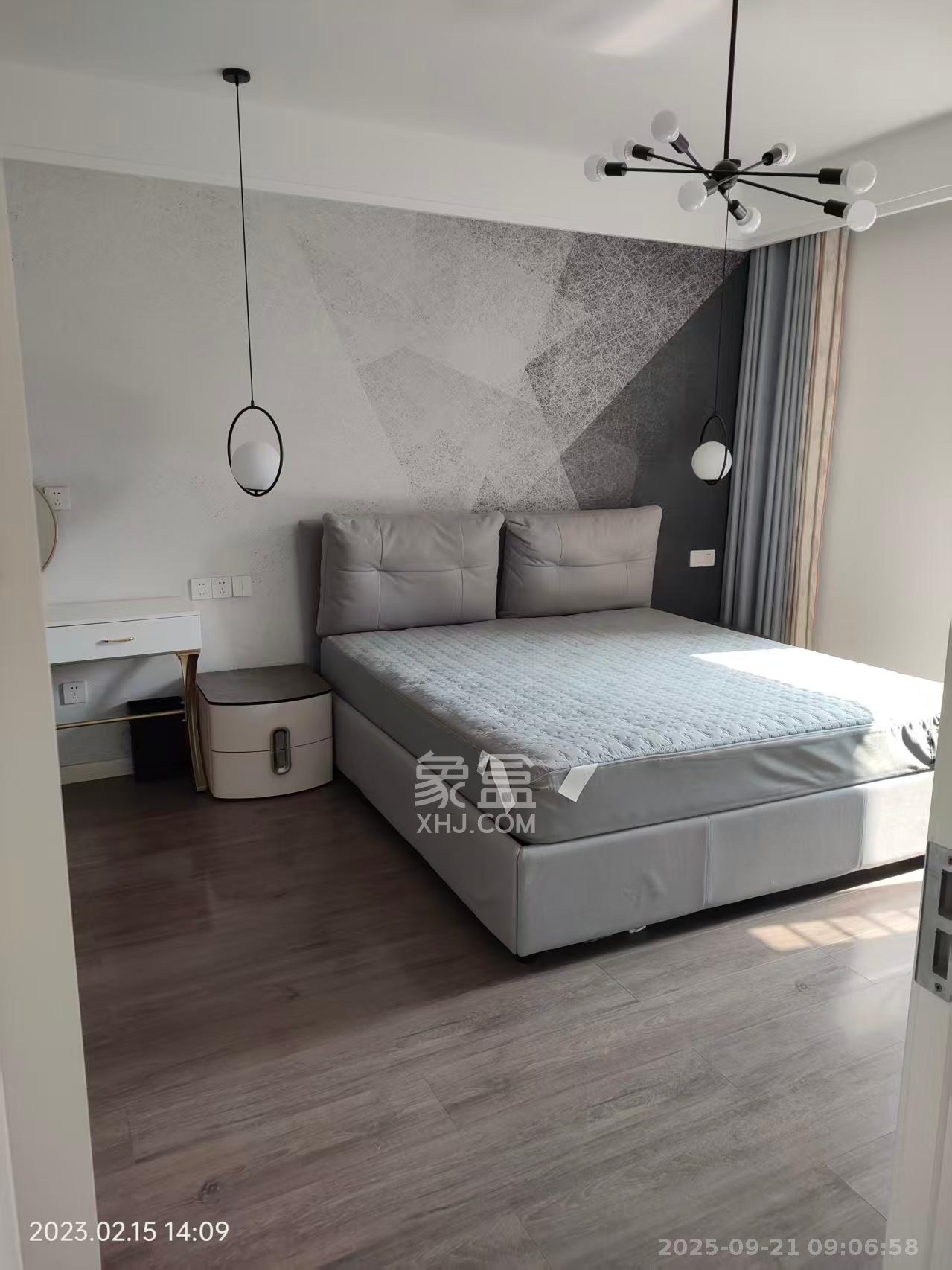 鑫远御文台二期  4室2厅2卫    3600.0元/月室内图