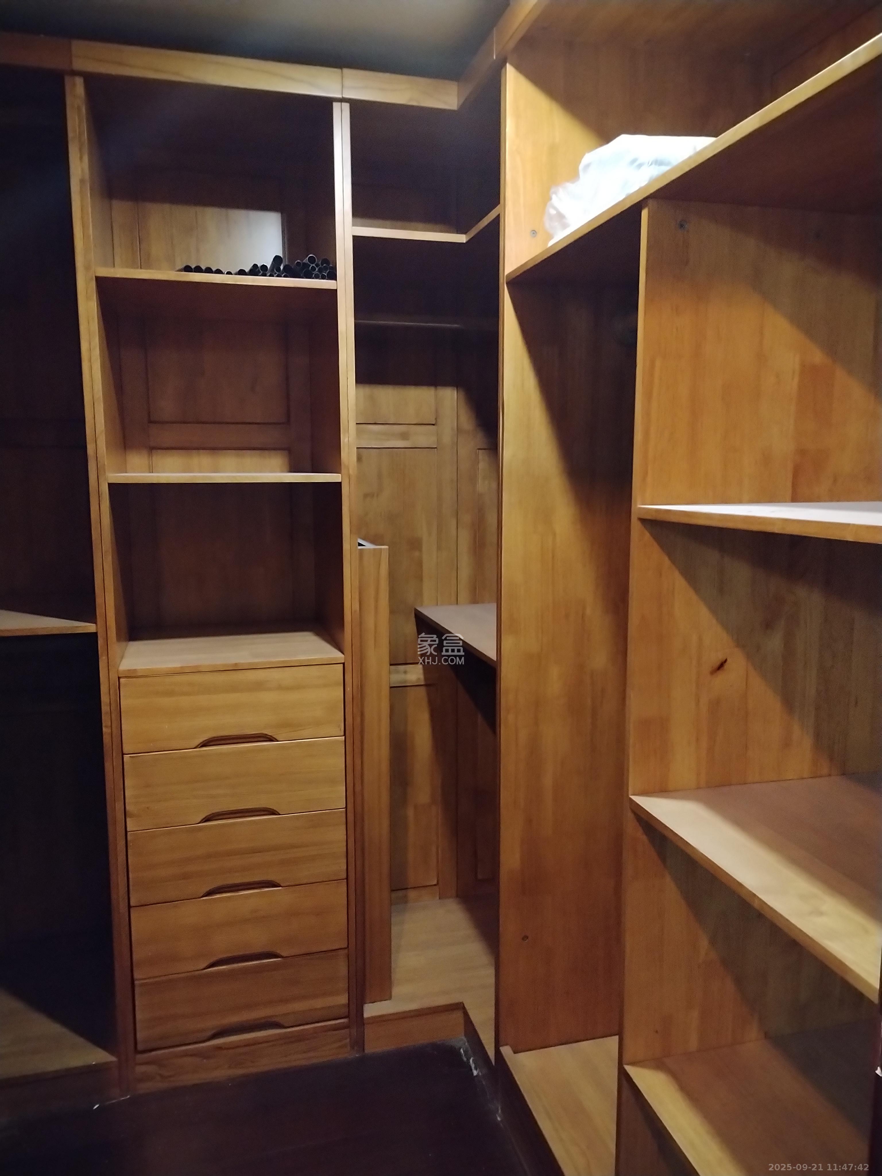 恒大华府  4室2厅2卫    4600.0元/月室内图