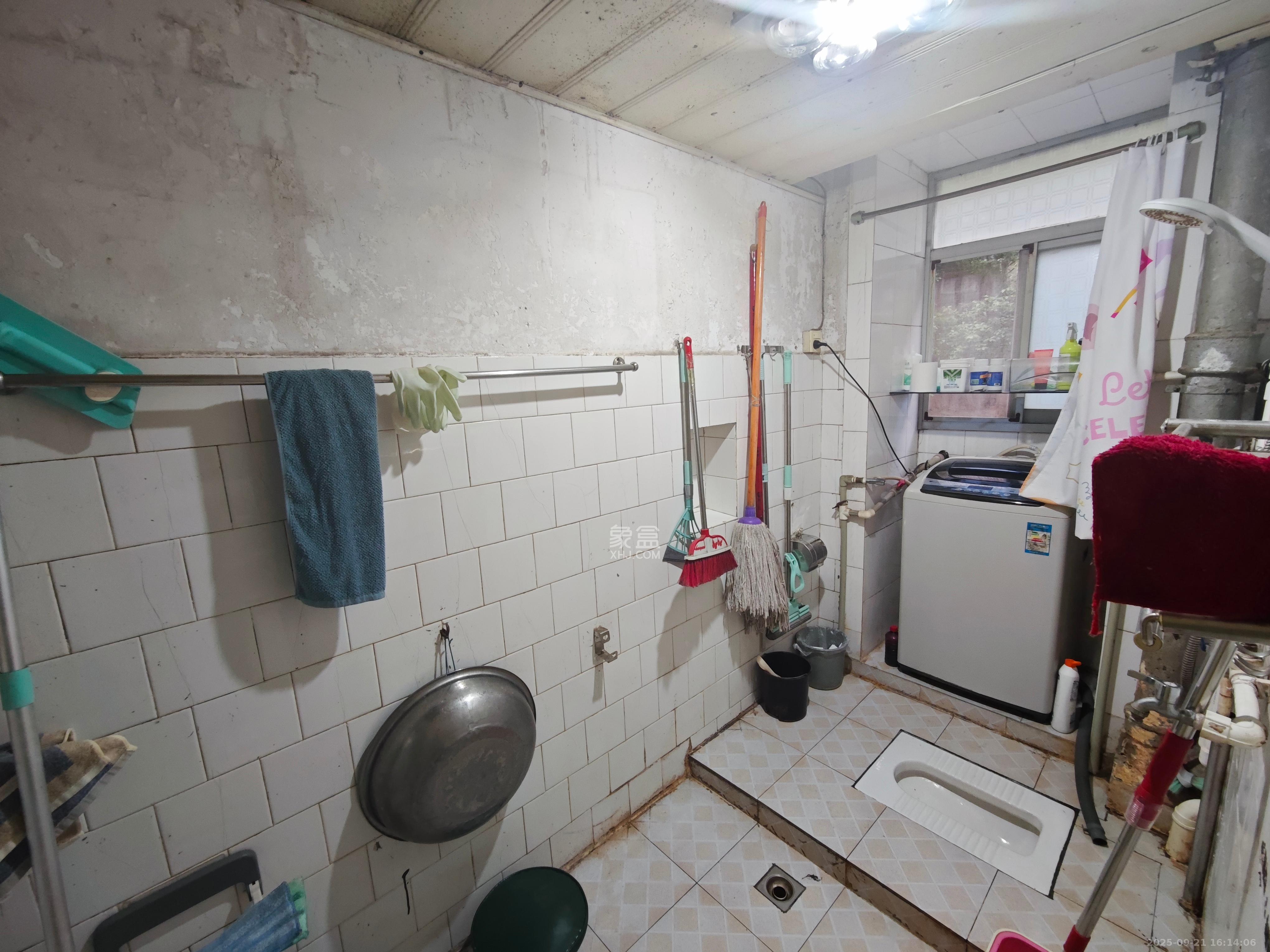 通程物流宿舍  2室1厅1卫    1500.0元/月室内图