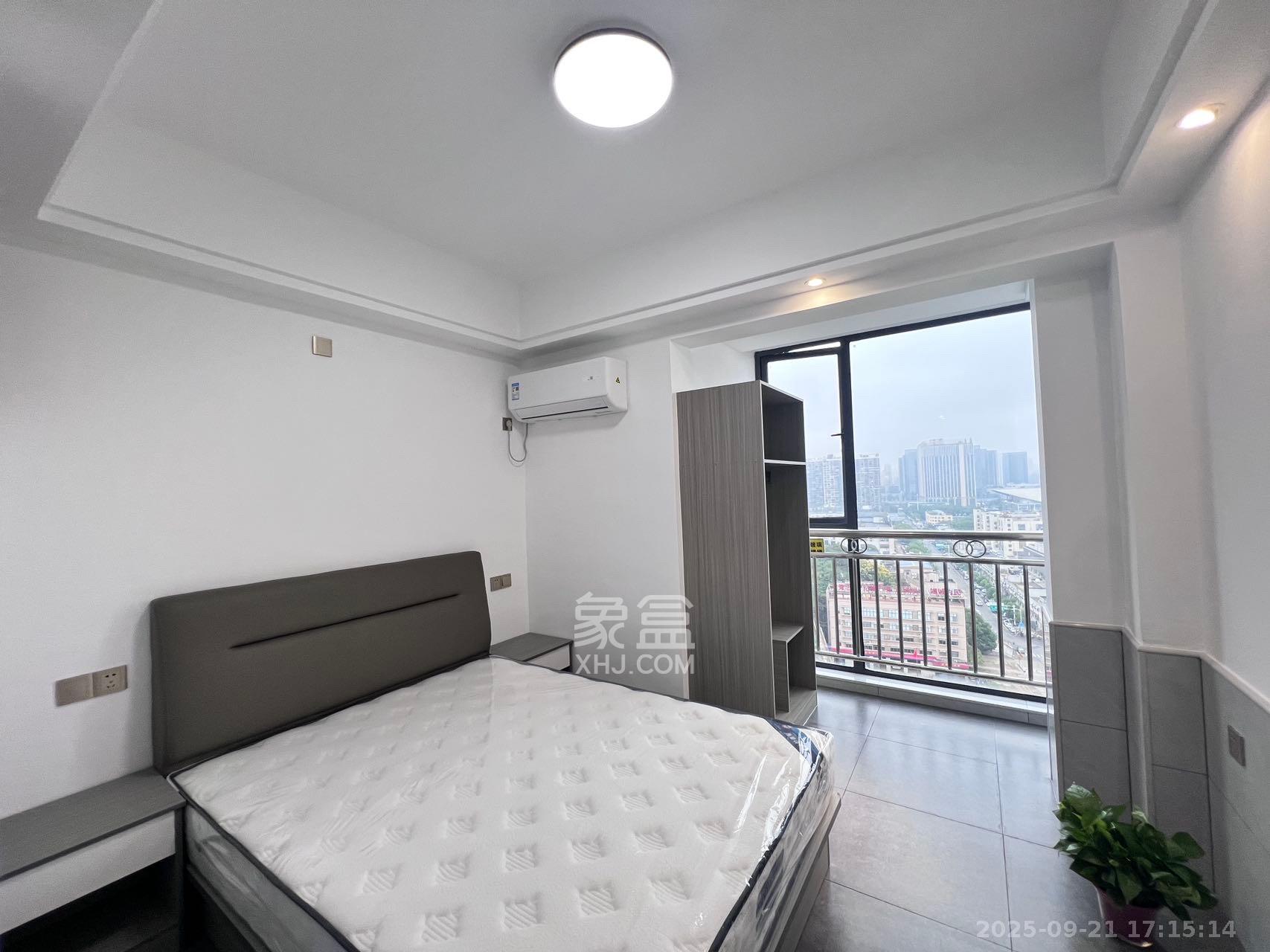 裕天国际商汇中心  1室1厅1卫    1500.0元/月室内图