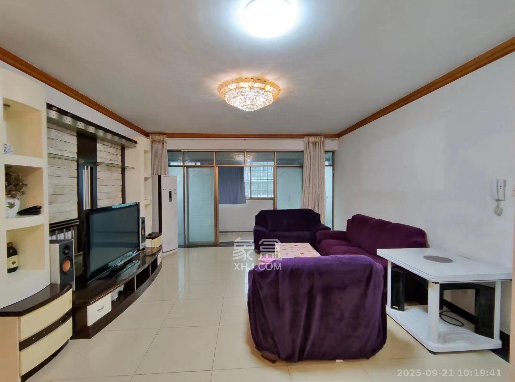 营山佳园 3室1厅1卫 2200.0元/月 营山佳园 3室1厅1卫 2200.0元/月室内图