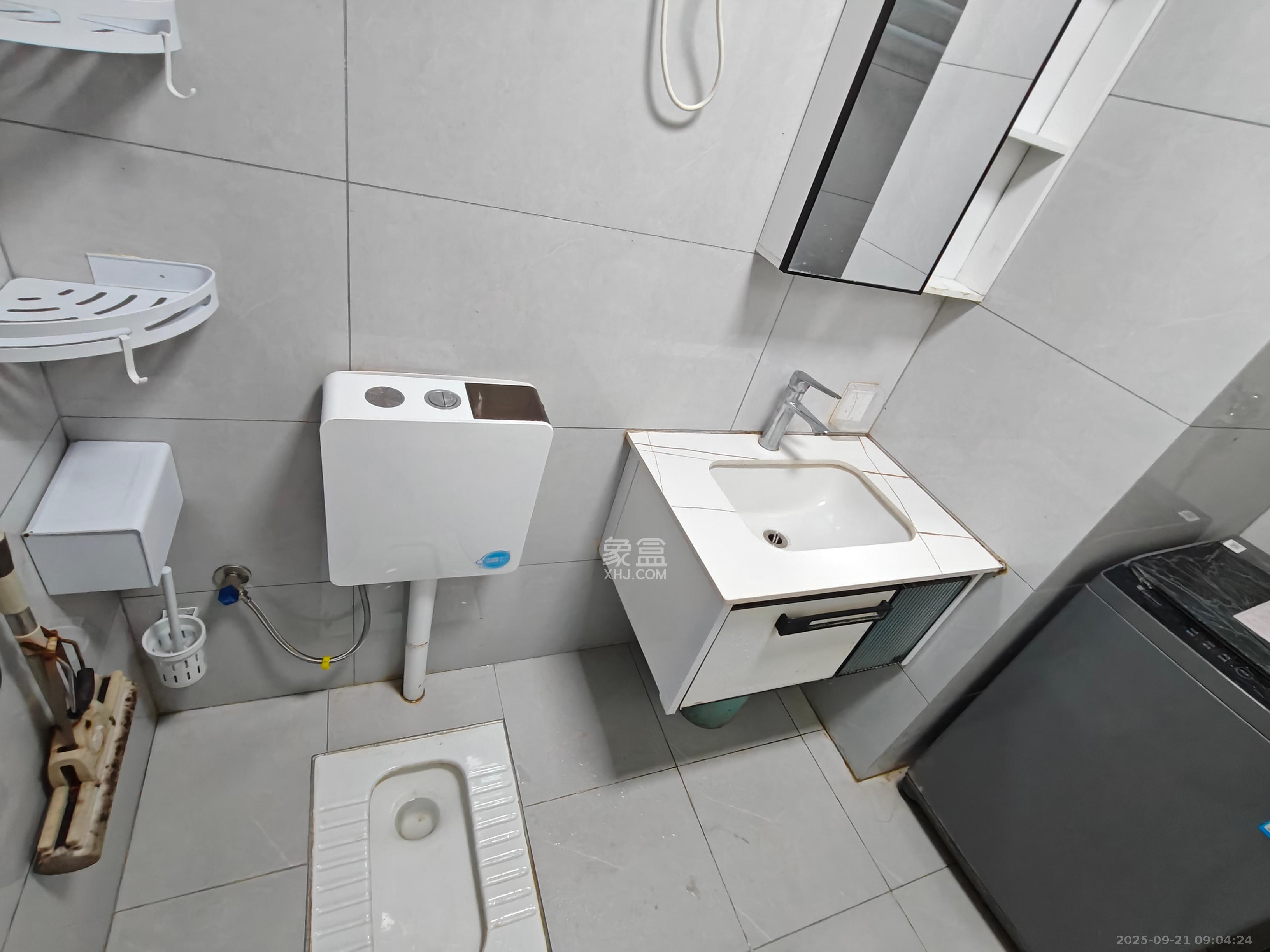 梅溪悦章 1室1厅1卫 1700.0元/月 梅溪悦章 1室1厅1卫 1700.0元/月室内图