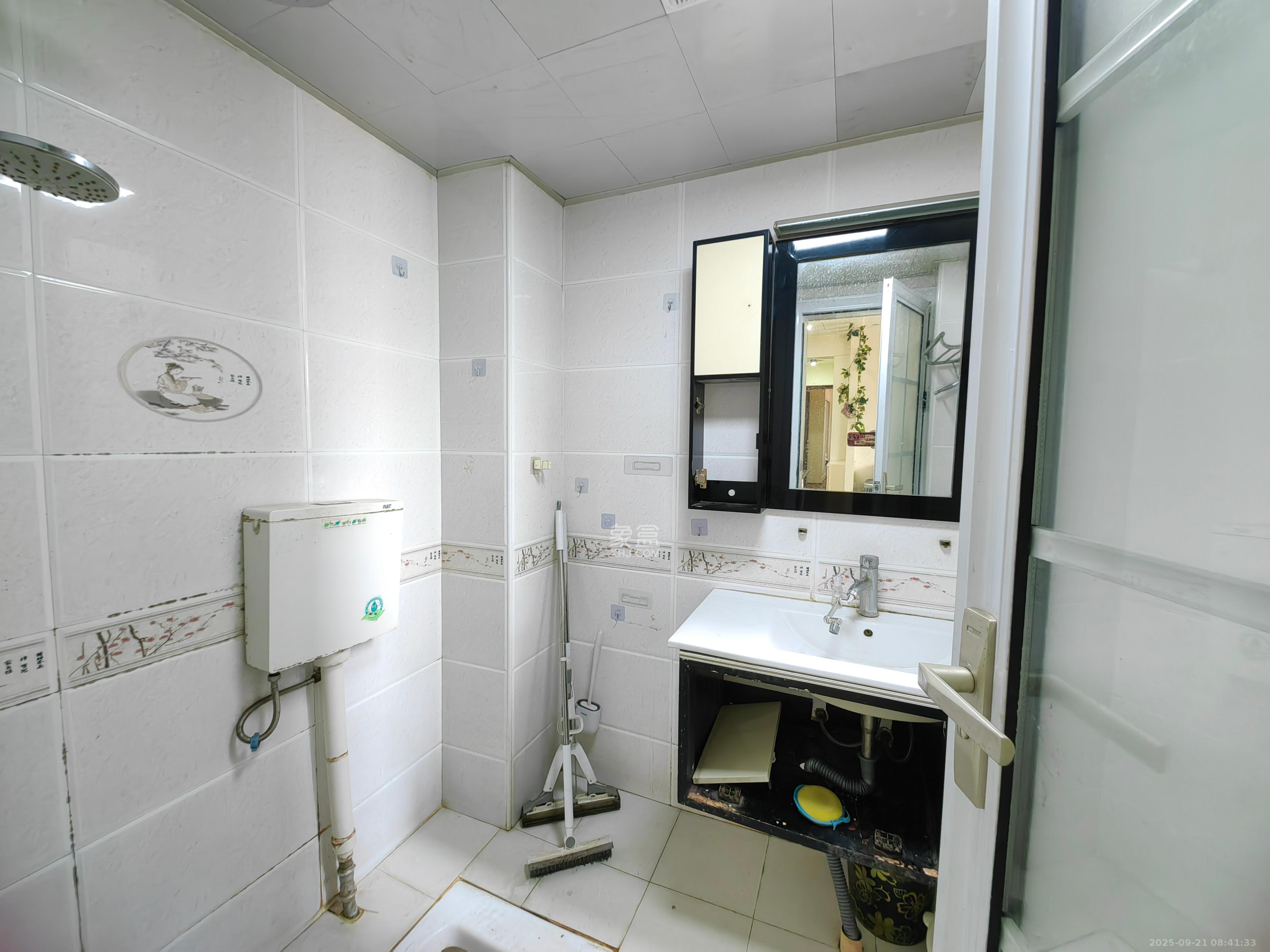 上河国际B座 2室1厅1卫 2500.0元/月 上河国际B座 2室1厅1卫 2500.0元/月室内图