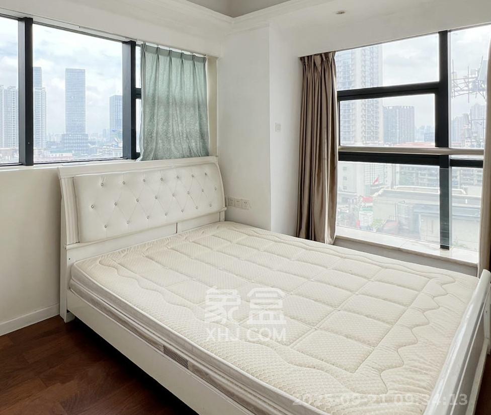 壹号公馆  2室1厅1卫    3500.0元/月室内图