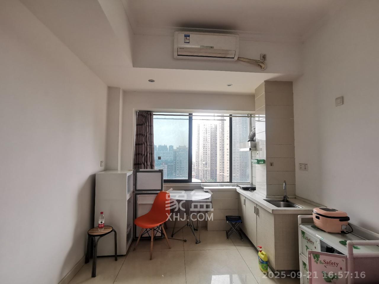 佐佑大厦 1室1厅1卫 900.0元/月 佐佑大厦 1室1厅1卫 900.0元/月室内图