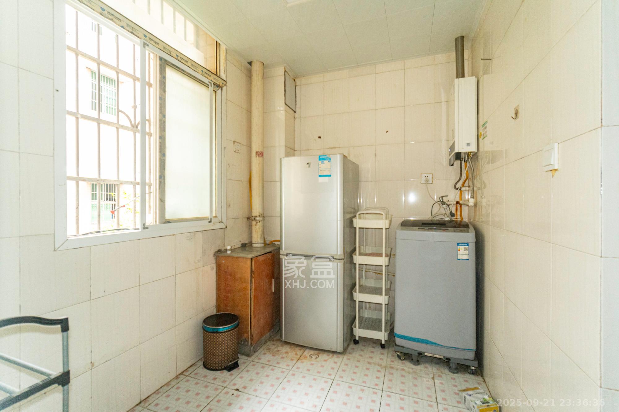 松雅安置小区 3室2厅1卫 36.8万 松雅安置小区 3室2厅1卫 36.8万其他