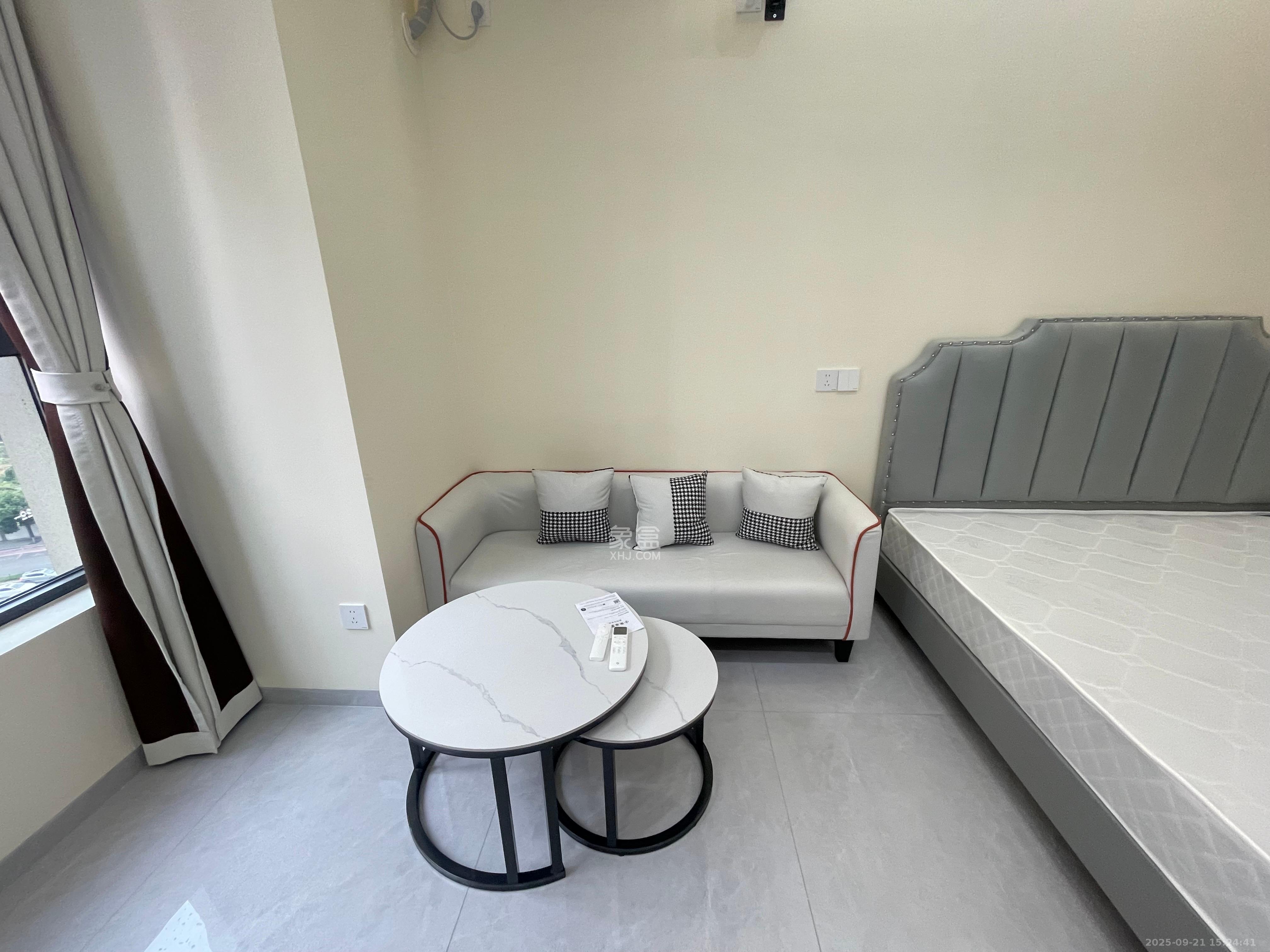 中天星耀荟 1室1厅1卫 1400.0元/月 中天星耀荟 1室1厅1卫 1400.0元/月室内图