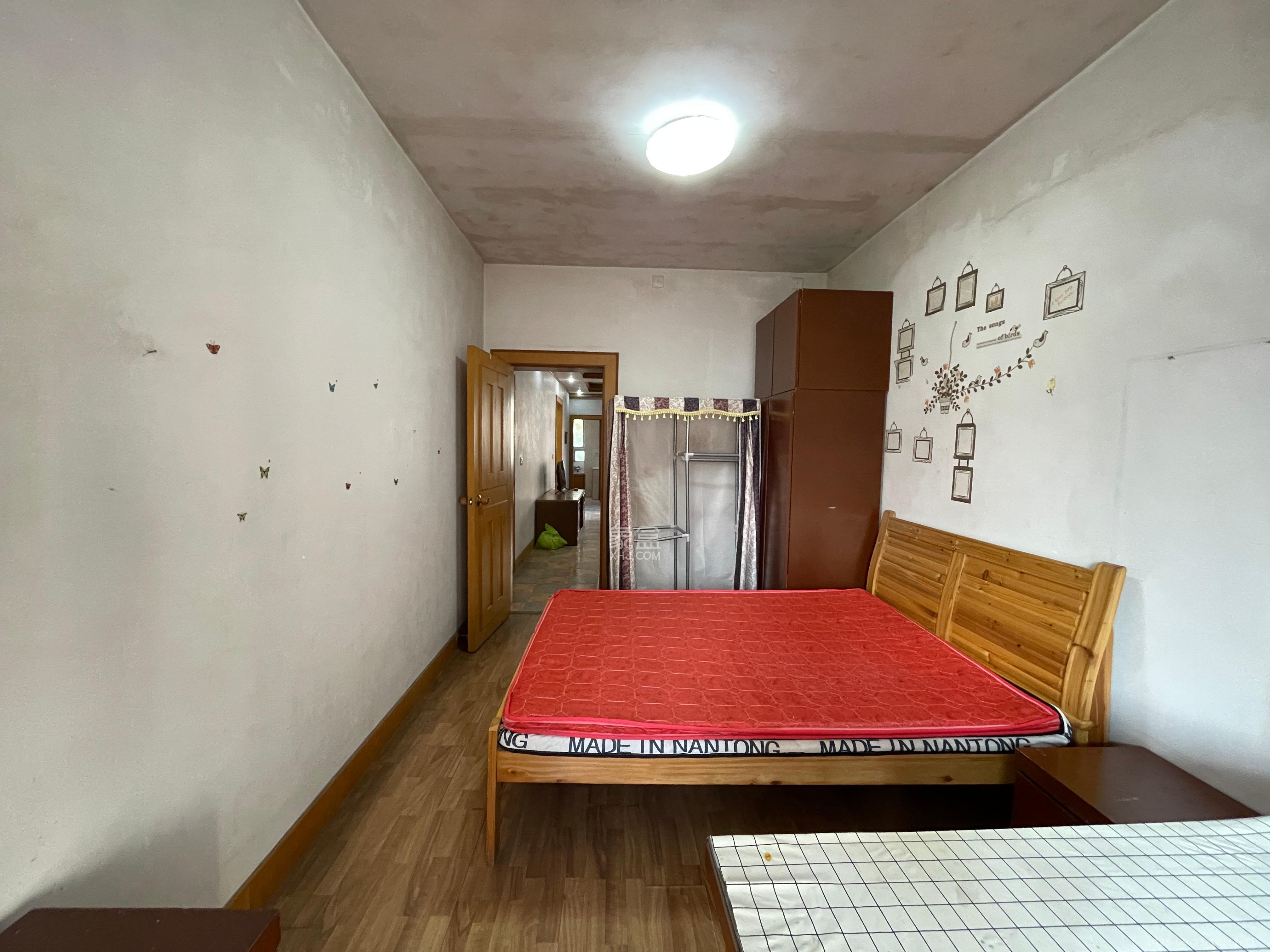 航天大院  3室2厅1卫    1800.0元/月室内图