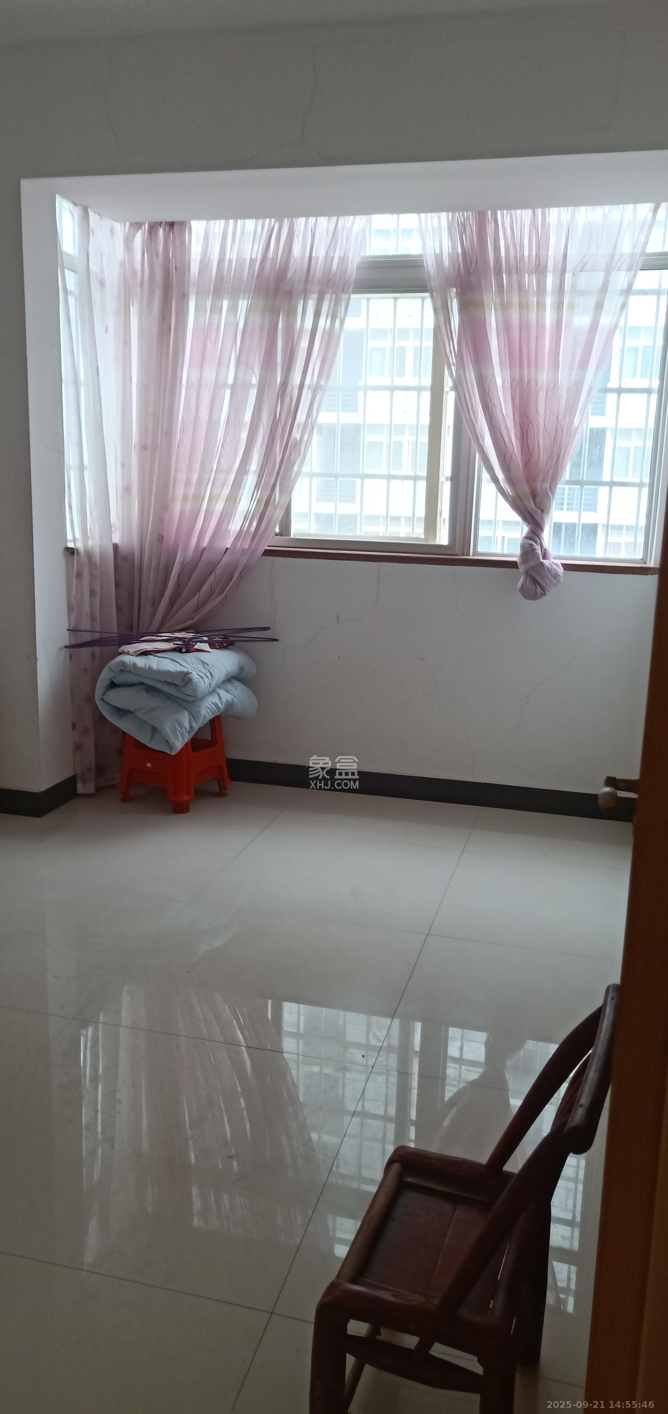 广角之恋(睿智园) 1室0厅0卫 1700.0元/月 广角之恋(睿智园) 1室0厅0卫 1700.0元/月室内图