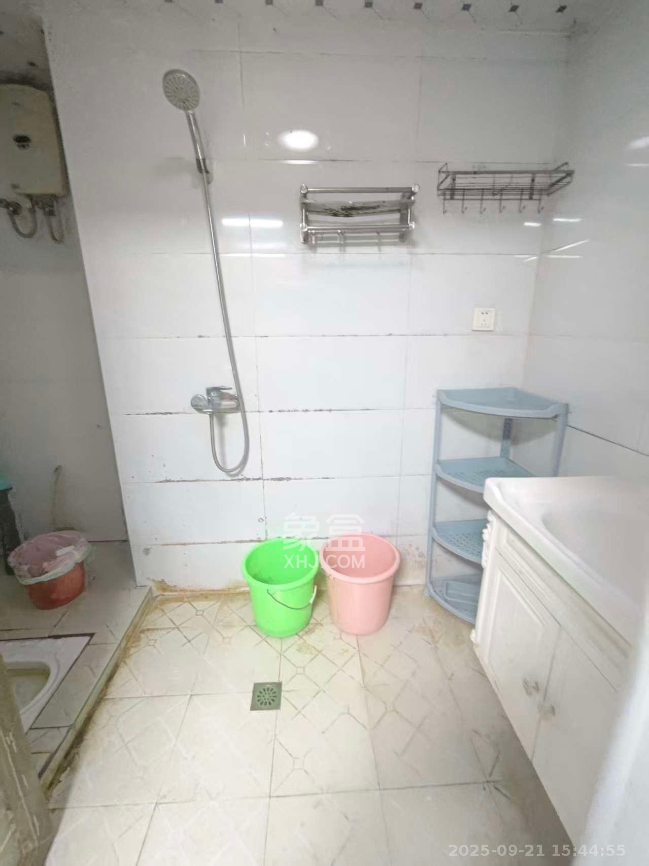 德庆水韵山城 1室1厅1卫 1400.0元/月 德庆水韵山城 1室1厅1卫 1400.0元/月室内图